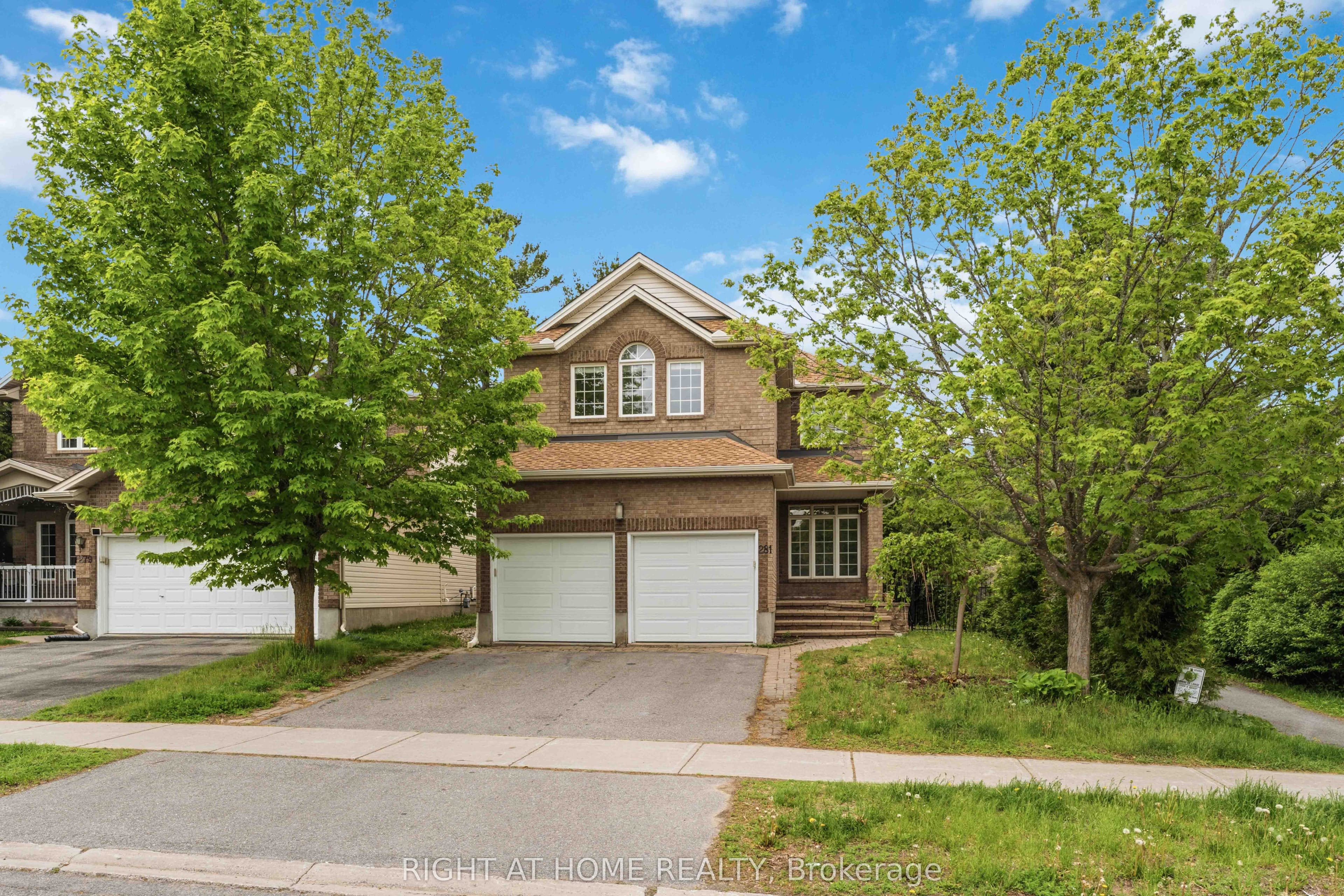 281 Goldridge Drive photo 1