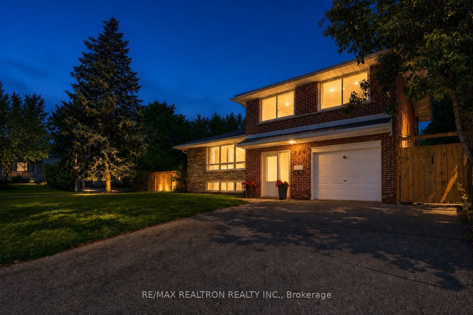 249 Tampico Road photo 1