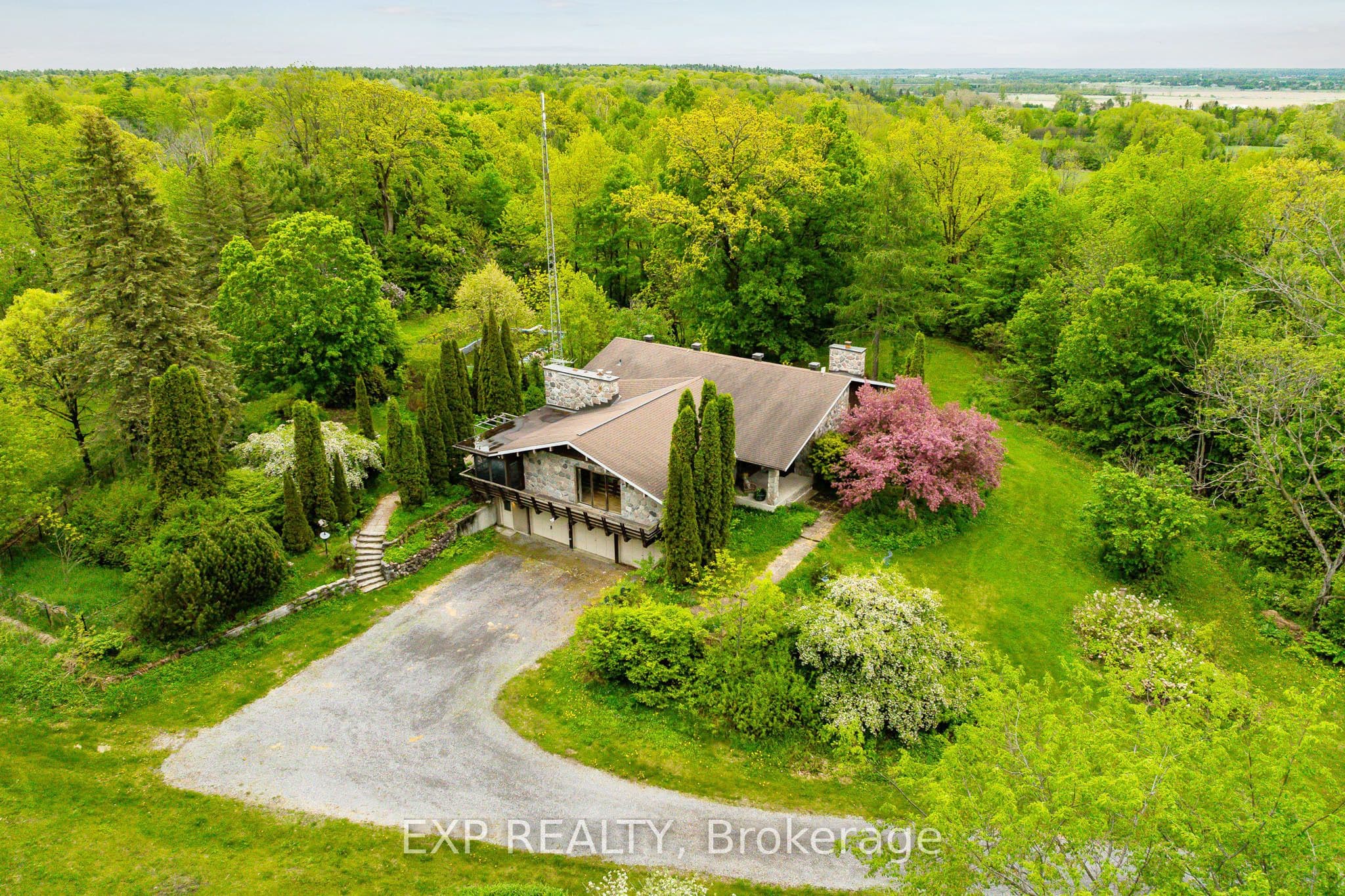 4958 Carp Road photo 1