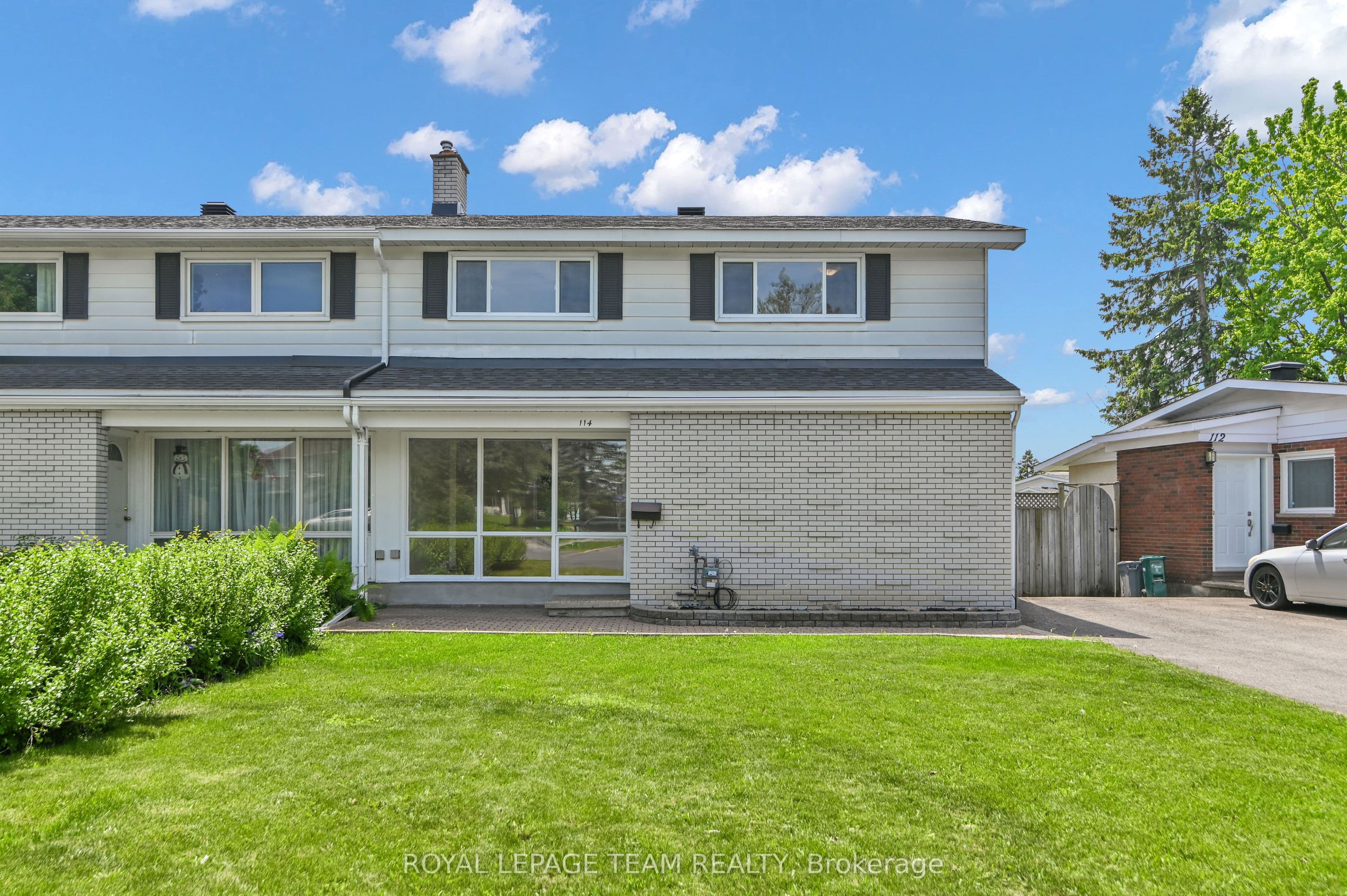 114 Chesterton Drive photo 1