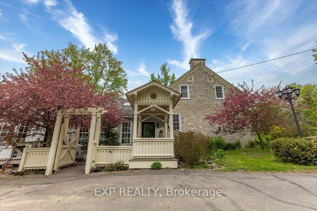 5519 Old Richmond Road photo 1