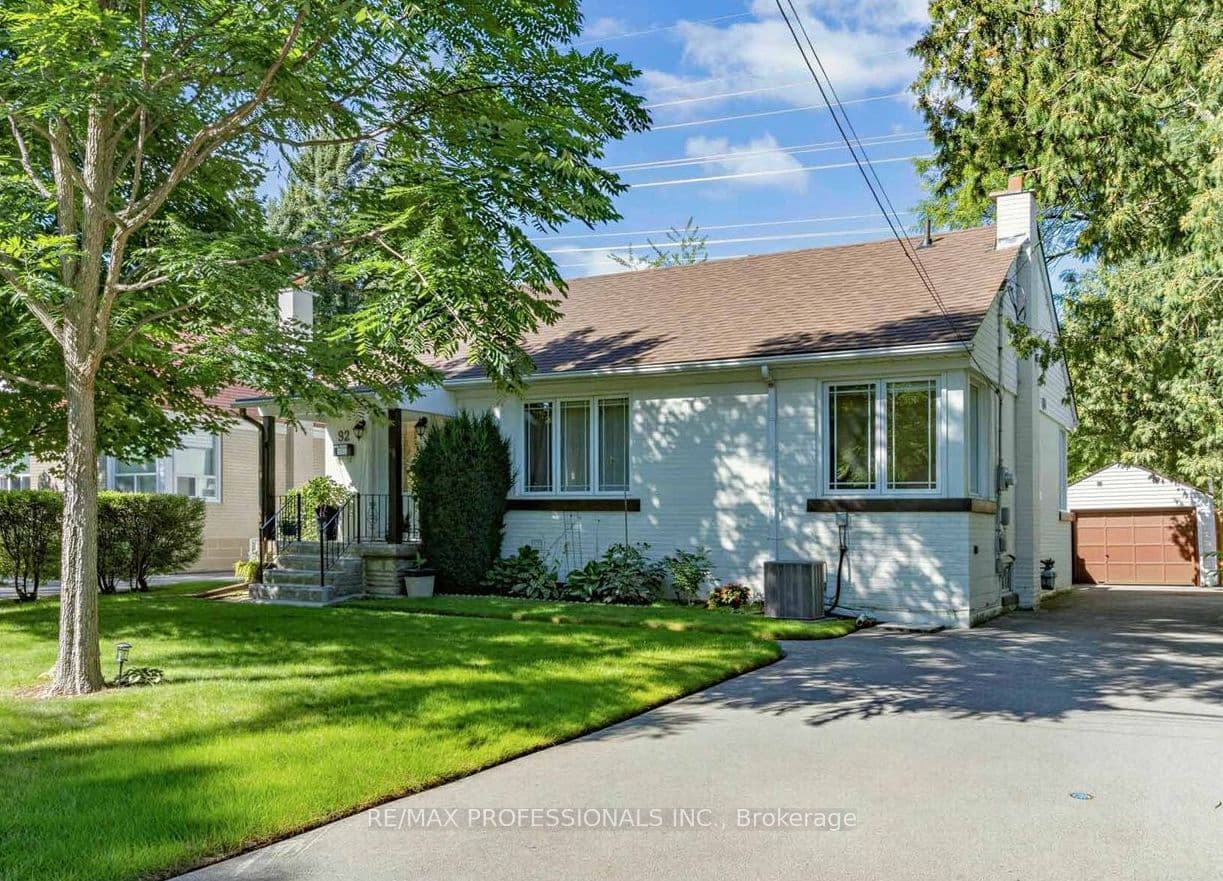 92 Westrose Avenue photo 1