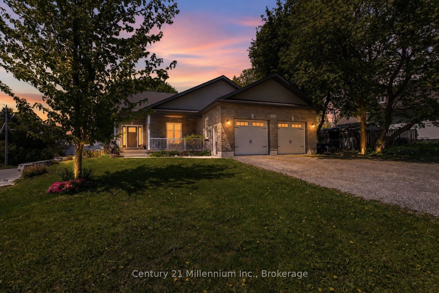 142 Isla Street photo 1