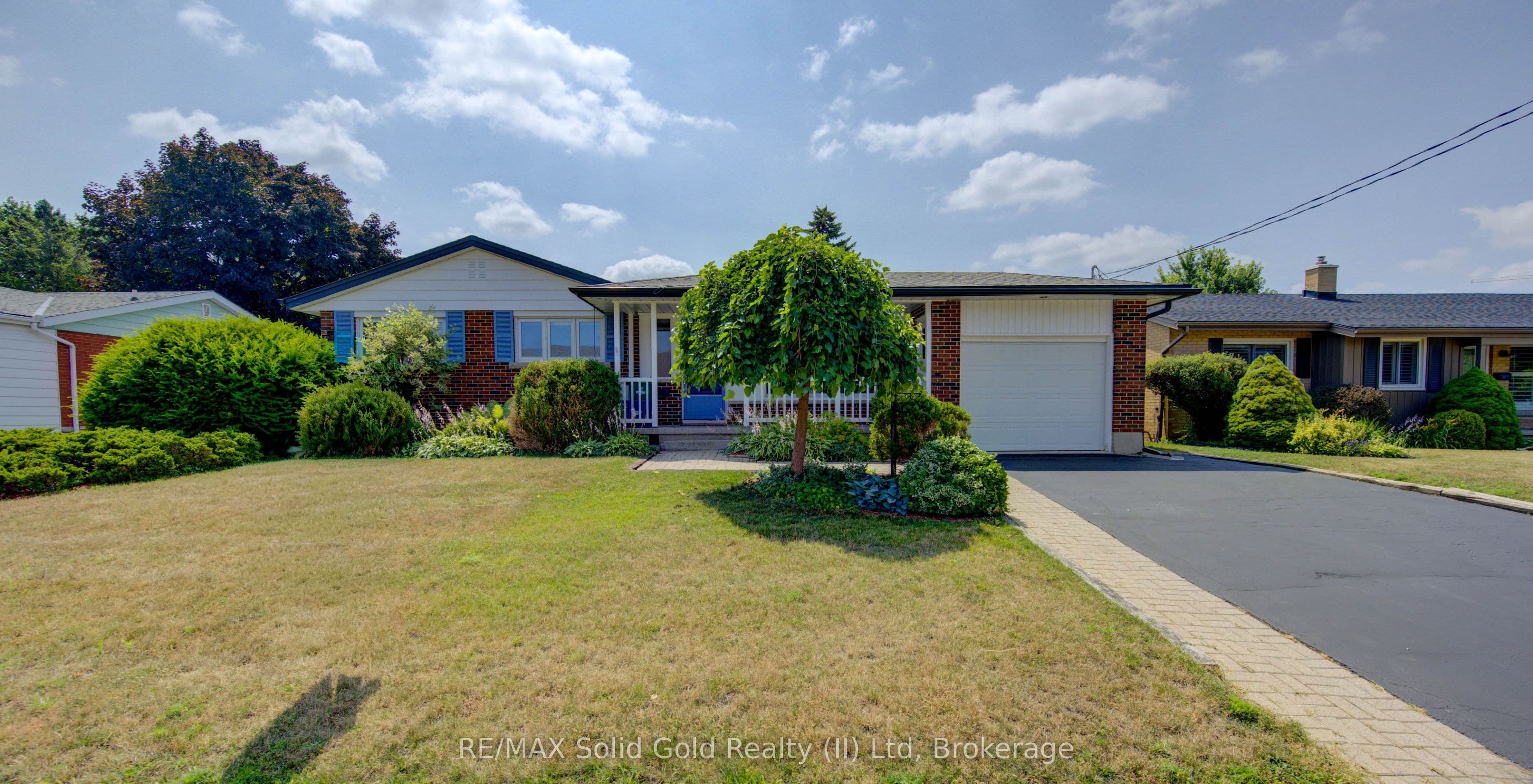 139 Trafalgar Avenue photo 1