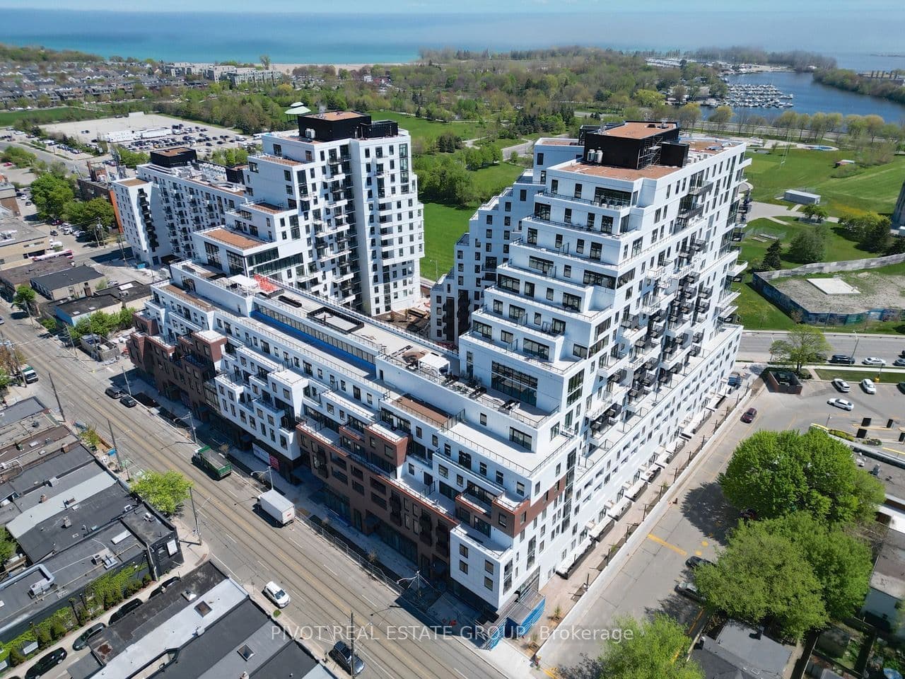 Unit 305 1050 Eastern Avenue photo 1