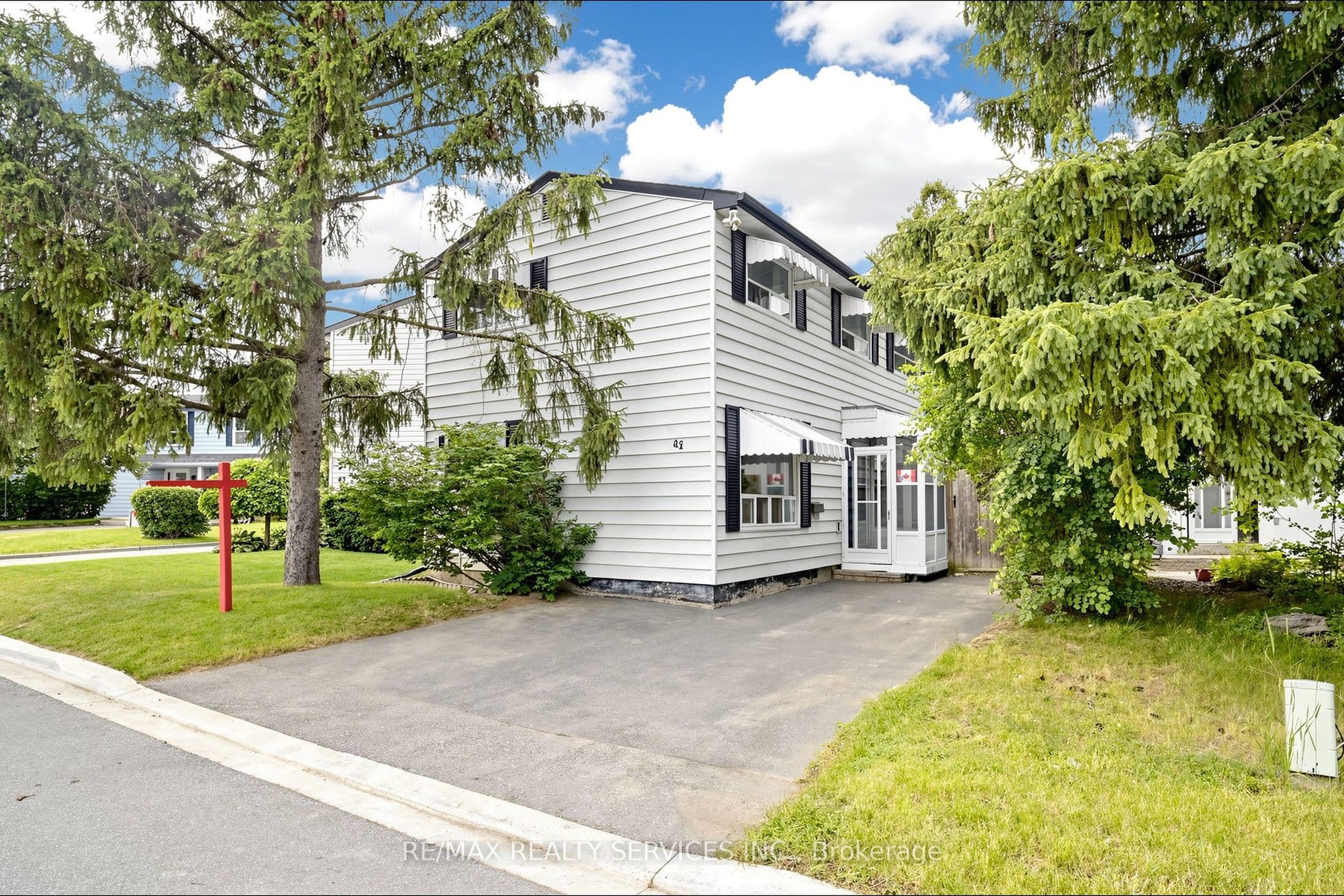 41 Huntingwood Crescent photo 1