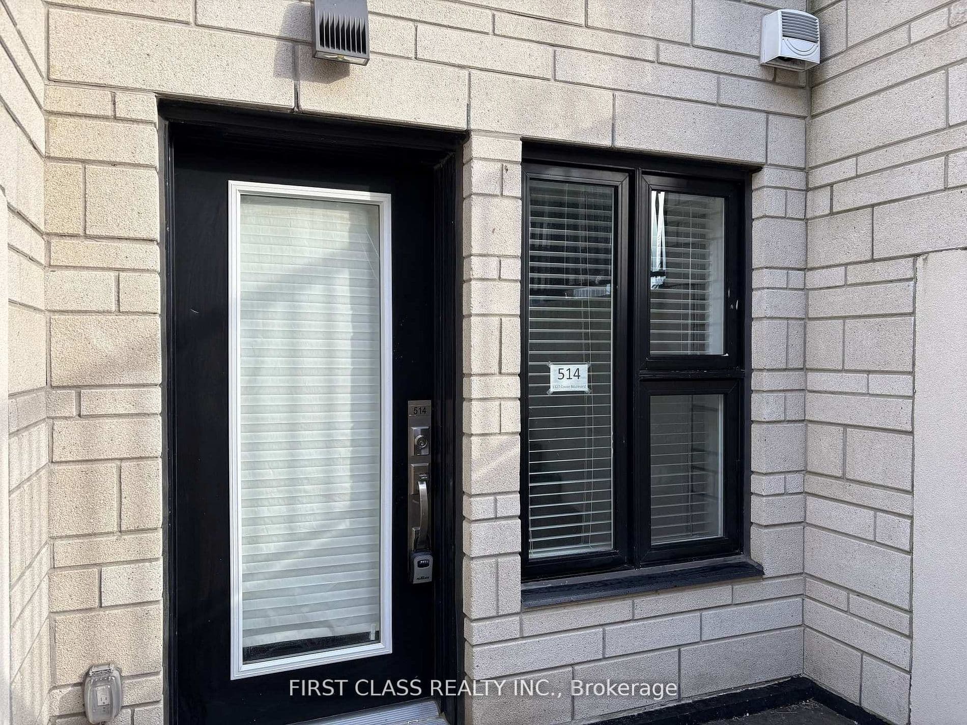 Unit 514 1127 Cooke Boulevard photo 1