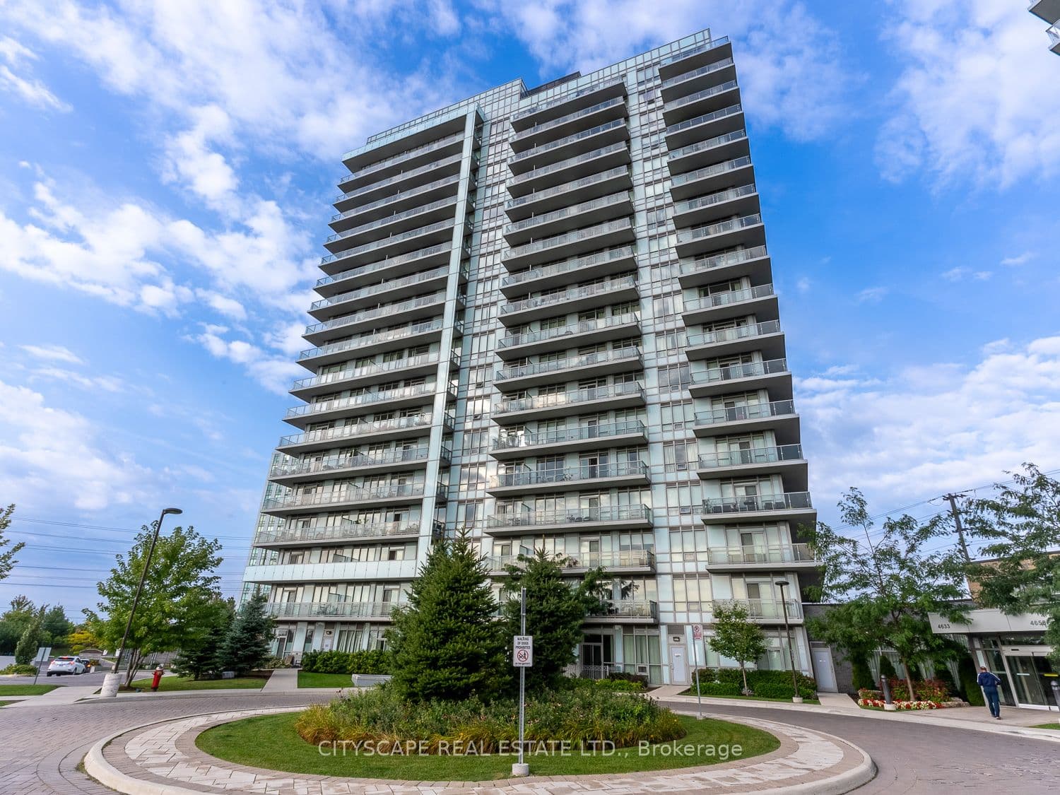 Unit 1608 4633 Glen Erin Drive photo 1