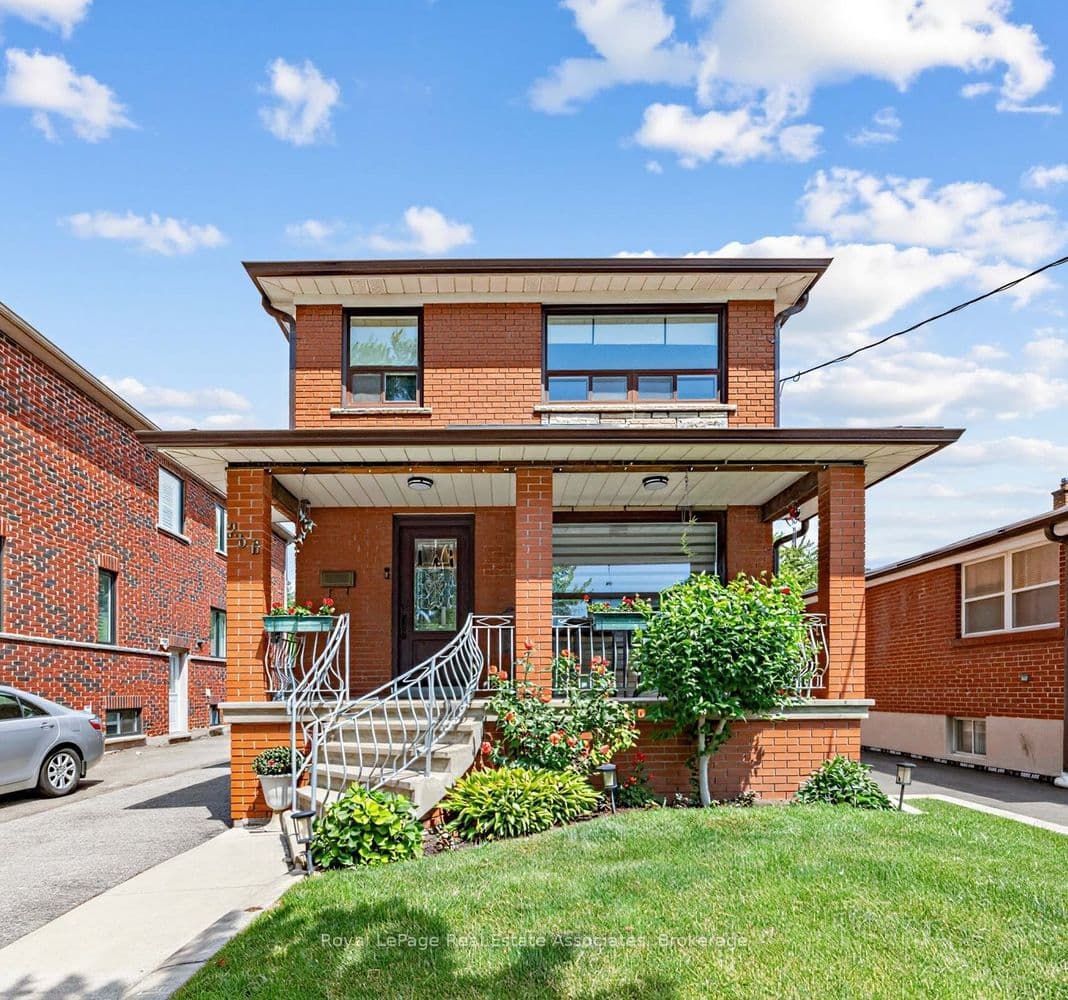 256 John Street photo 1