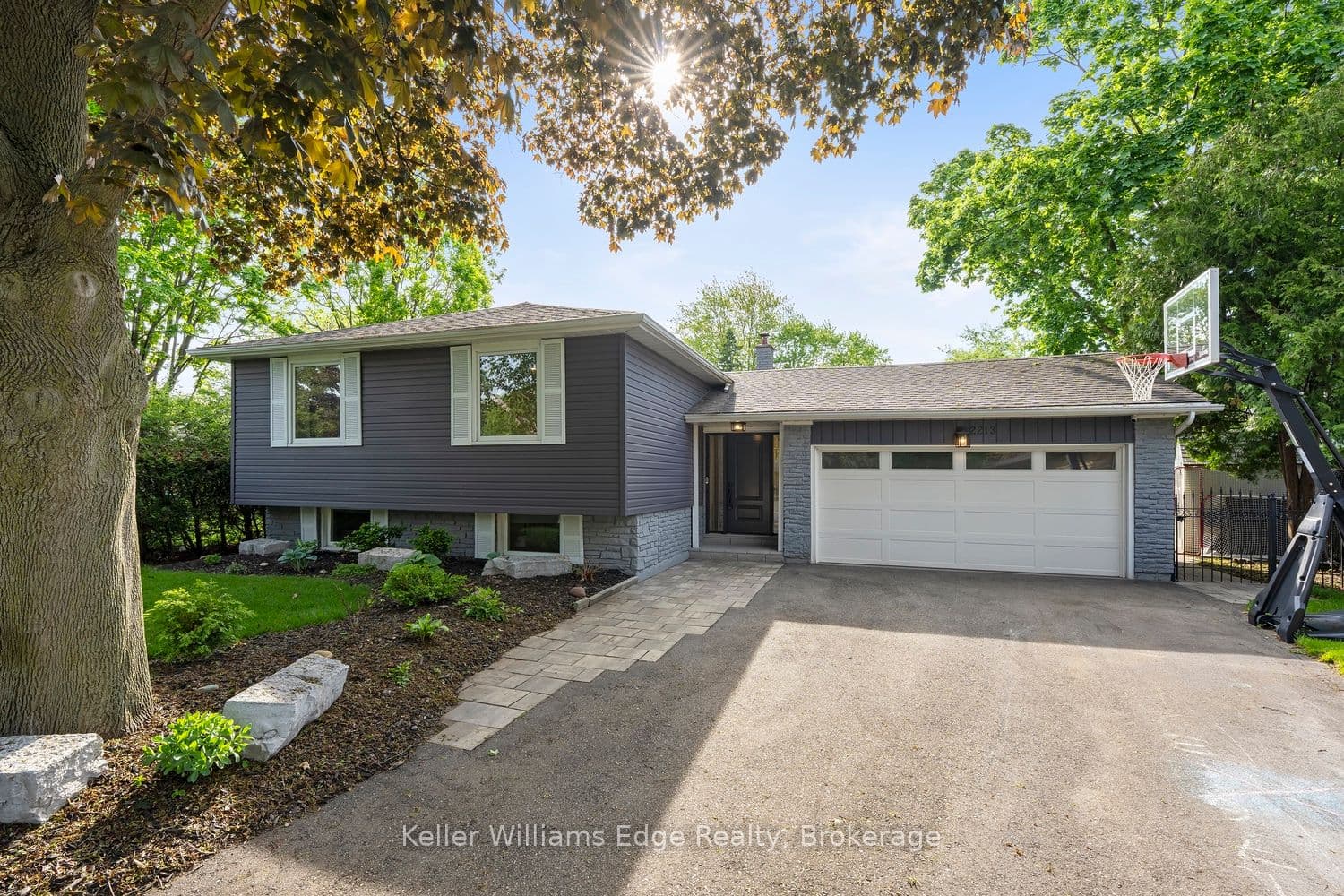 2213 Sunnyvale Drive photo 1