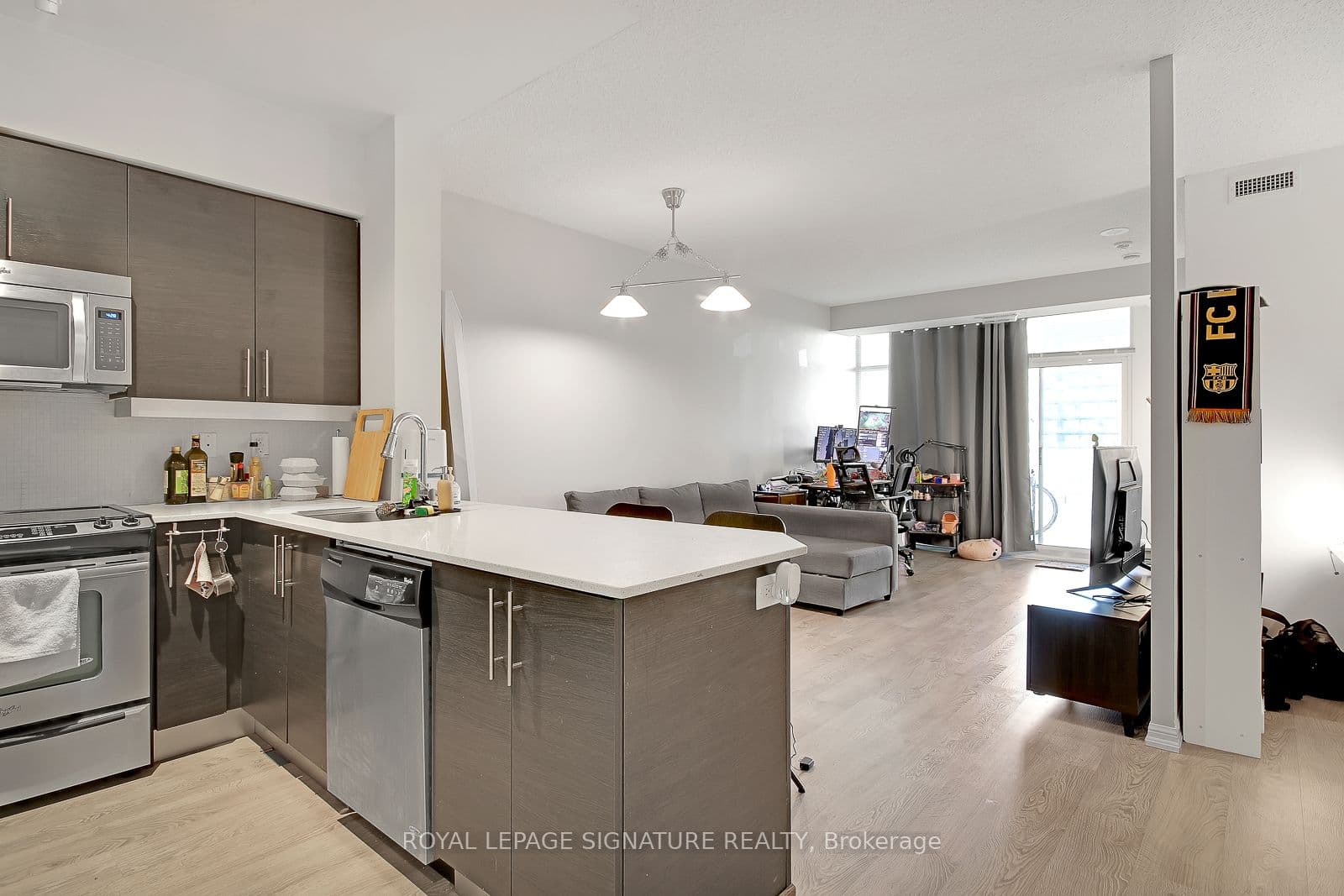 Unit 2609 125 Western Battery Road photo 1