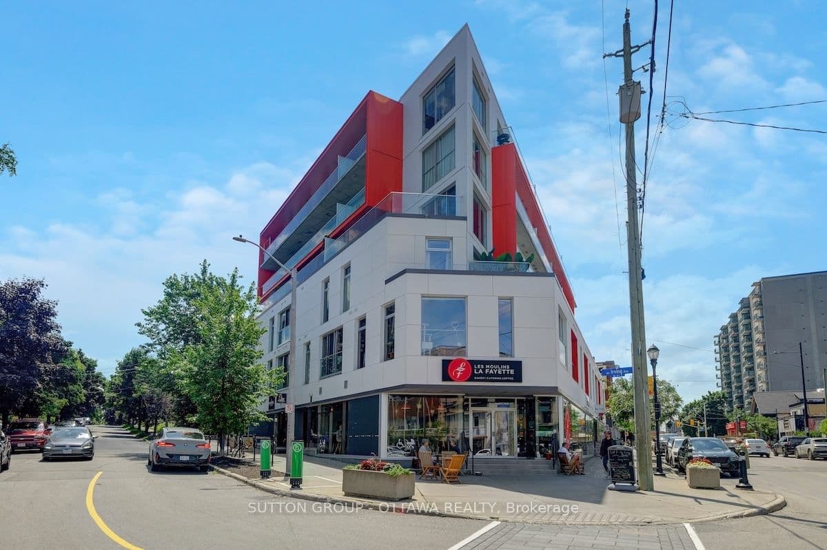 Unit 308 1000 Wellington Street photo 1