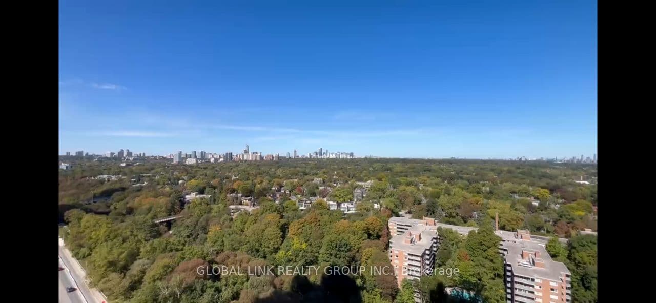 Unit 2115 585 bloor Street photo 1