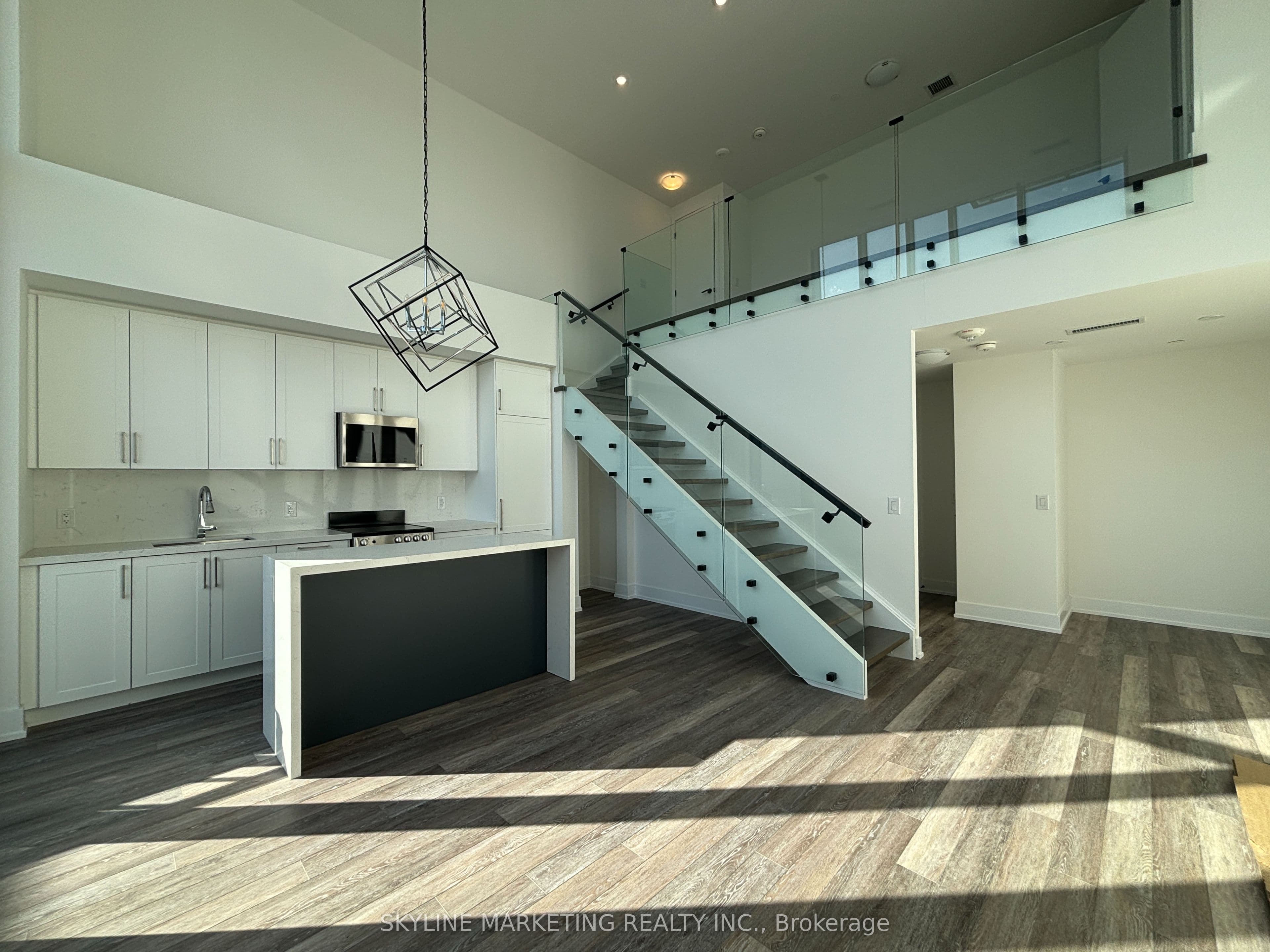 Unit 103 2450 Old Bronte Road photo 1