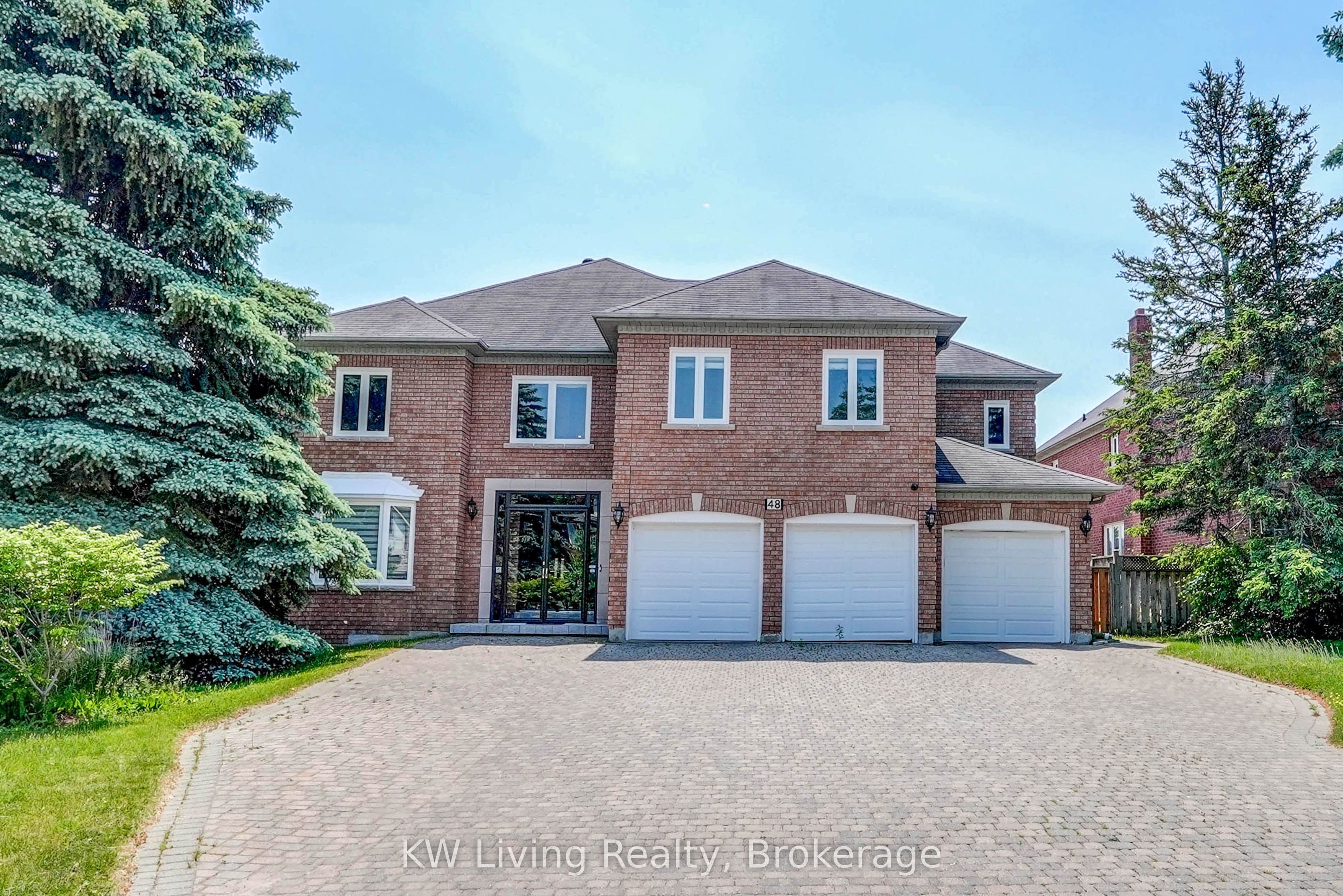 48 Brookshill Crescent photo 1