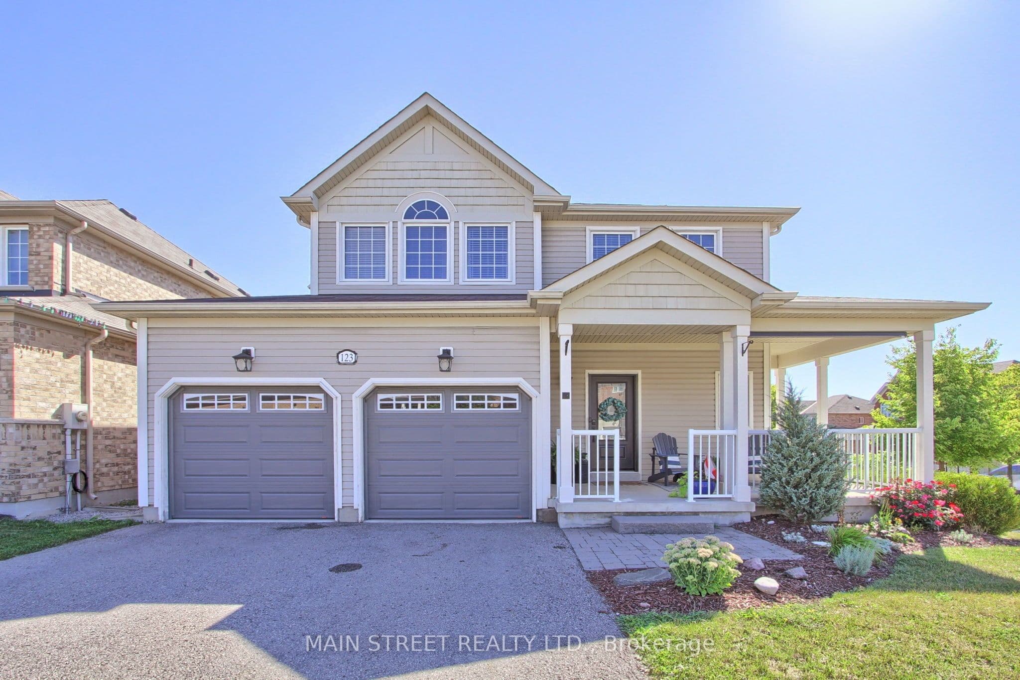 123 Laurendale Avenue photo 1