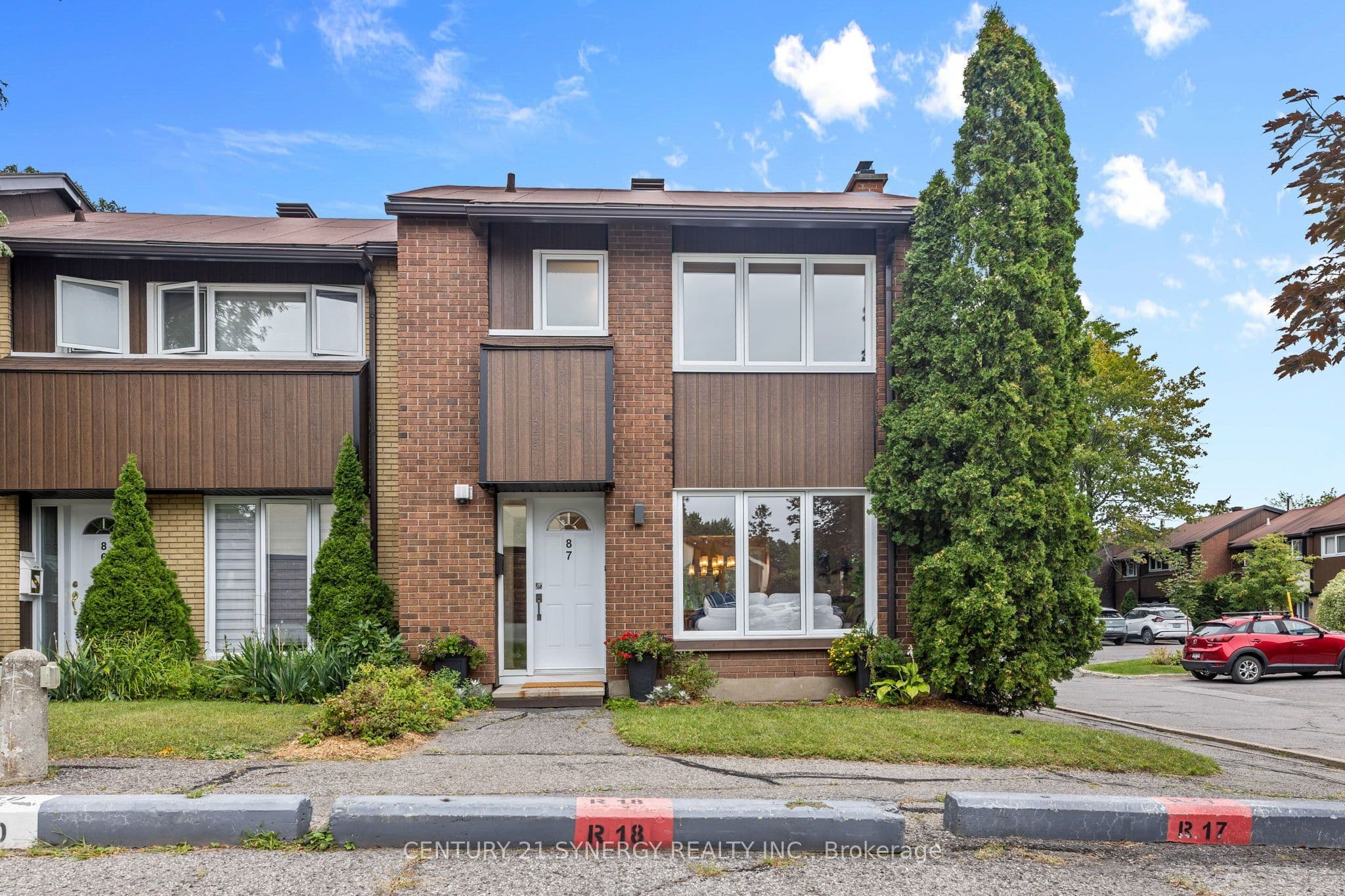 Unit 87 1900 Marquis Avenue photo 1