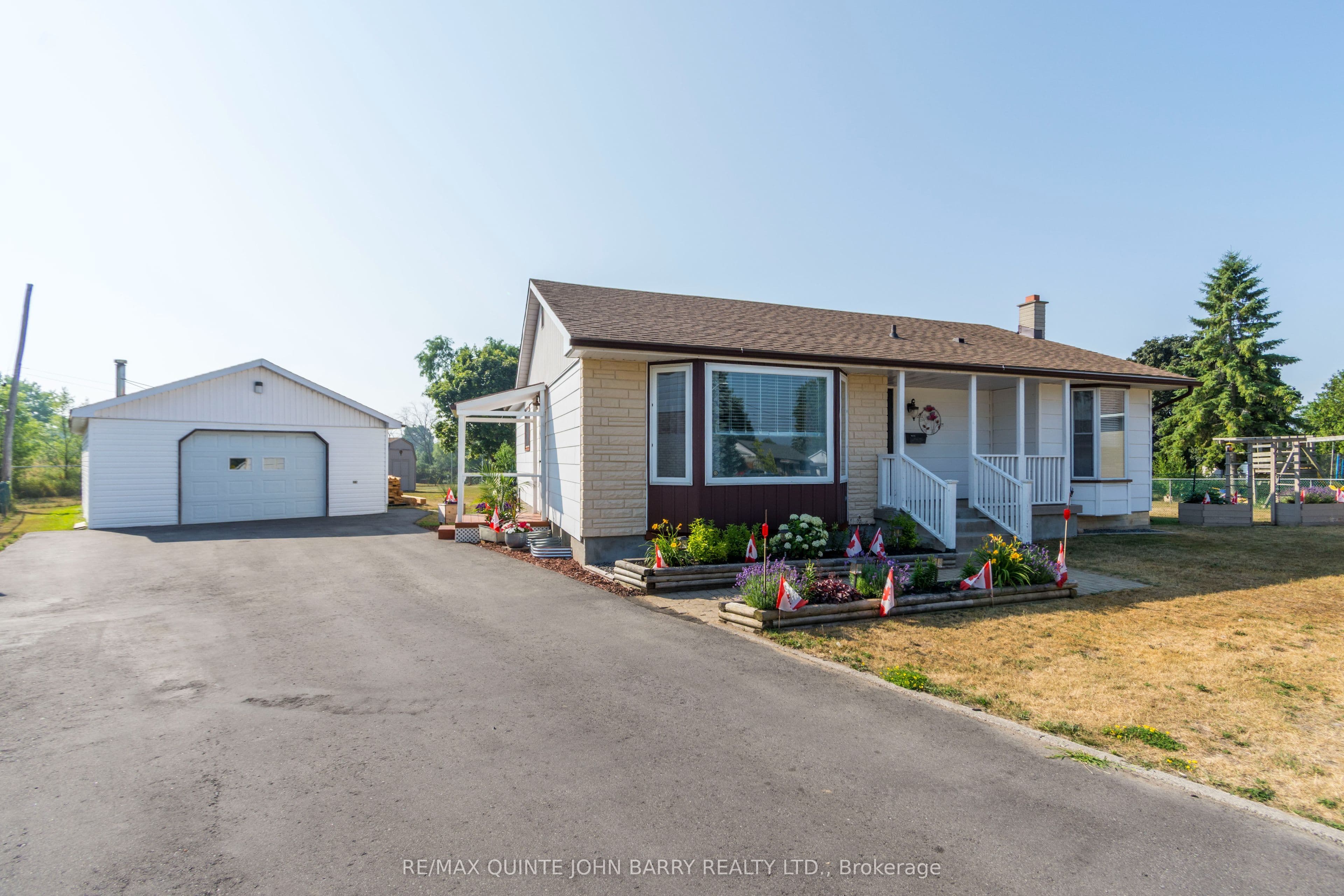 15 Coleman Drive photo 1