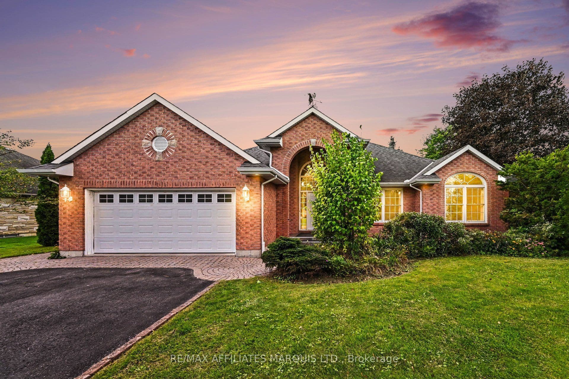 6658 Sutherland Avenue photo 1