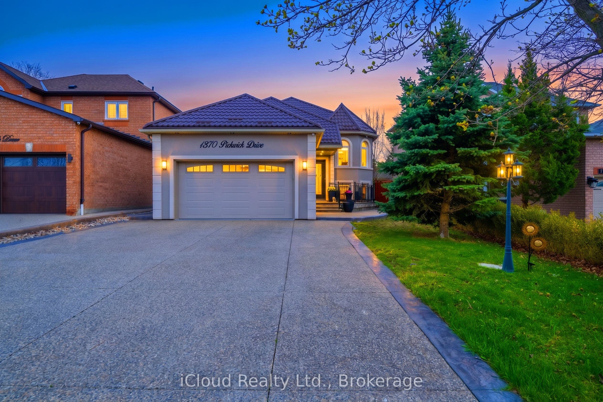 1370 Pickwick Drive photo 1
