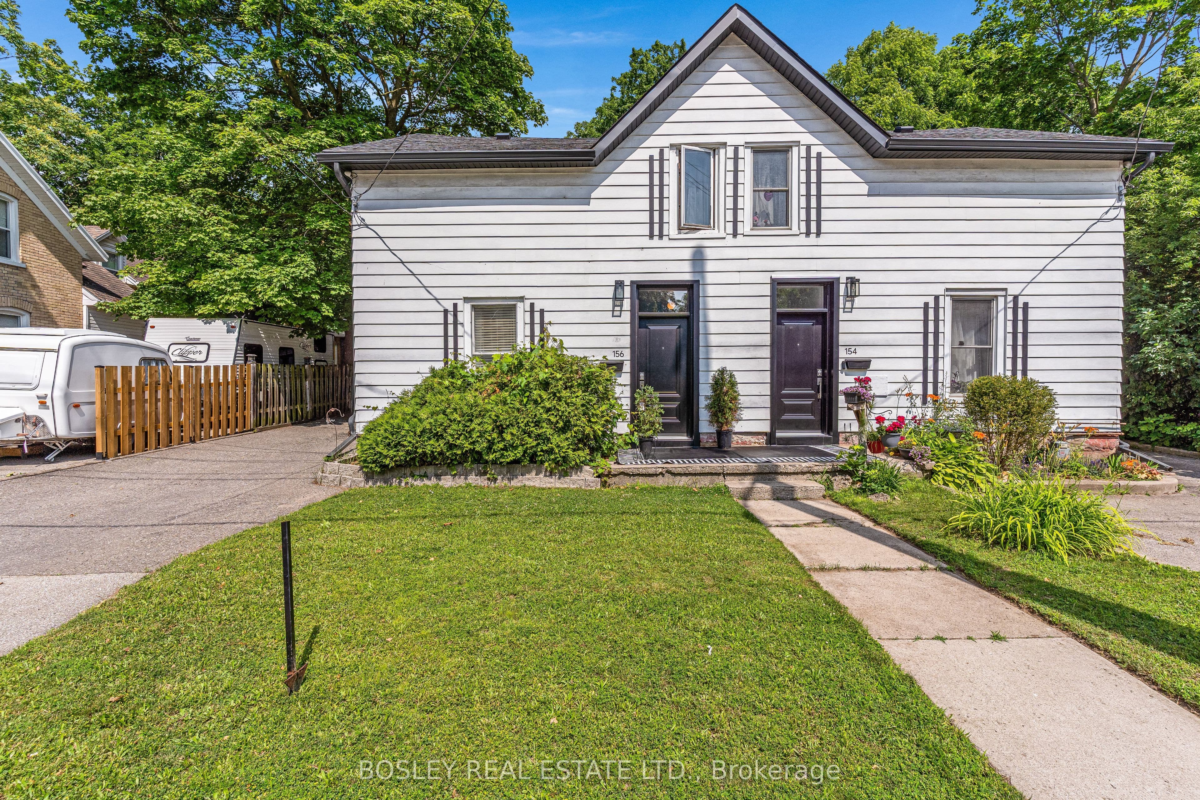 156 St. Andrews Street photo 1