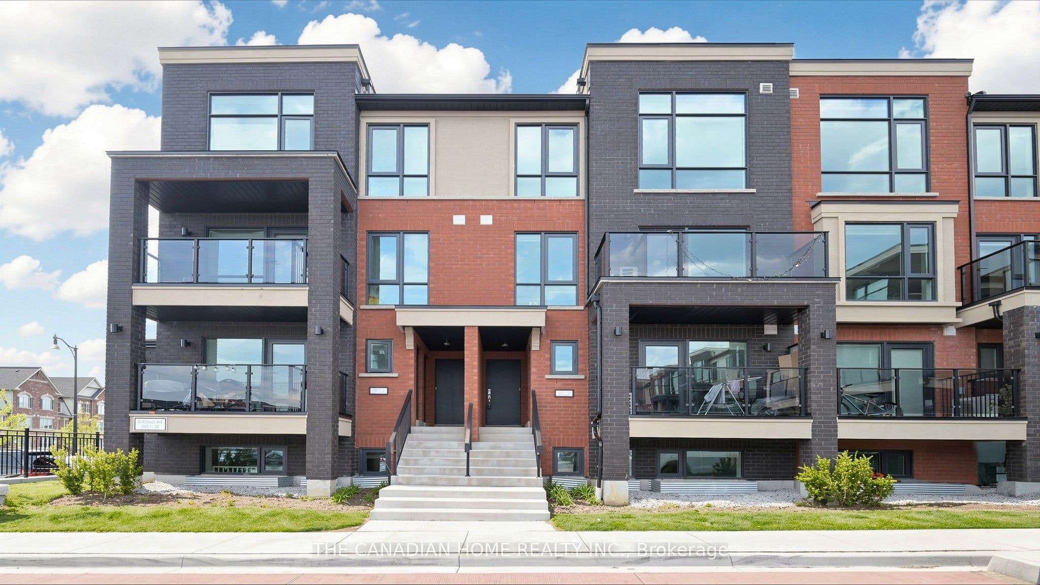Unit 20 55 Romilly Avenue photo 1