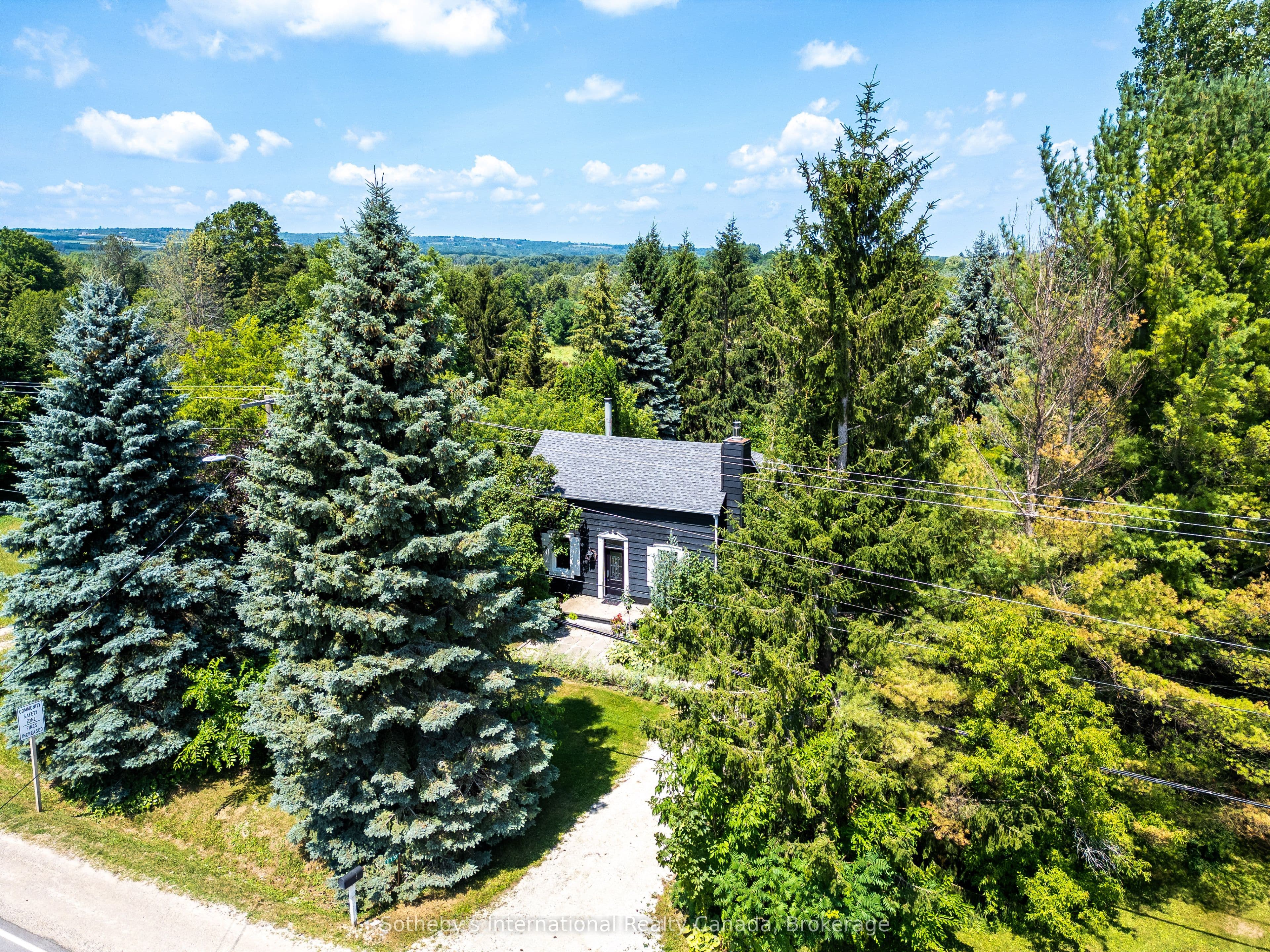 119 Matilda Street photo 1