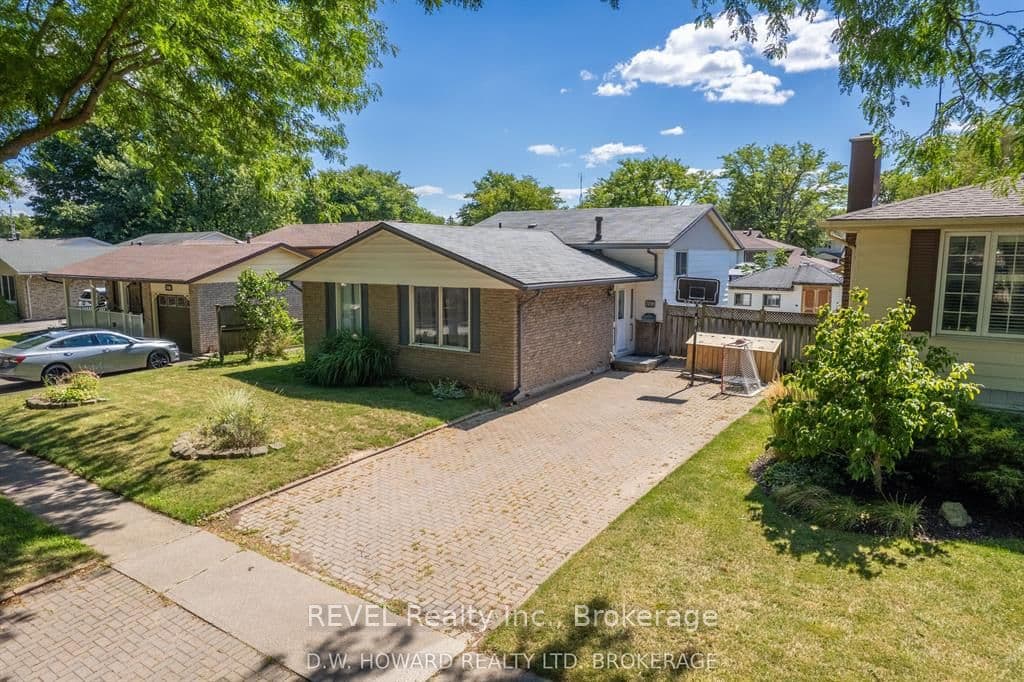 7116 Harriman Street photo 1