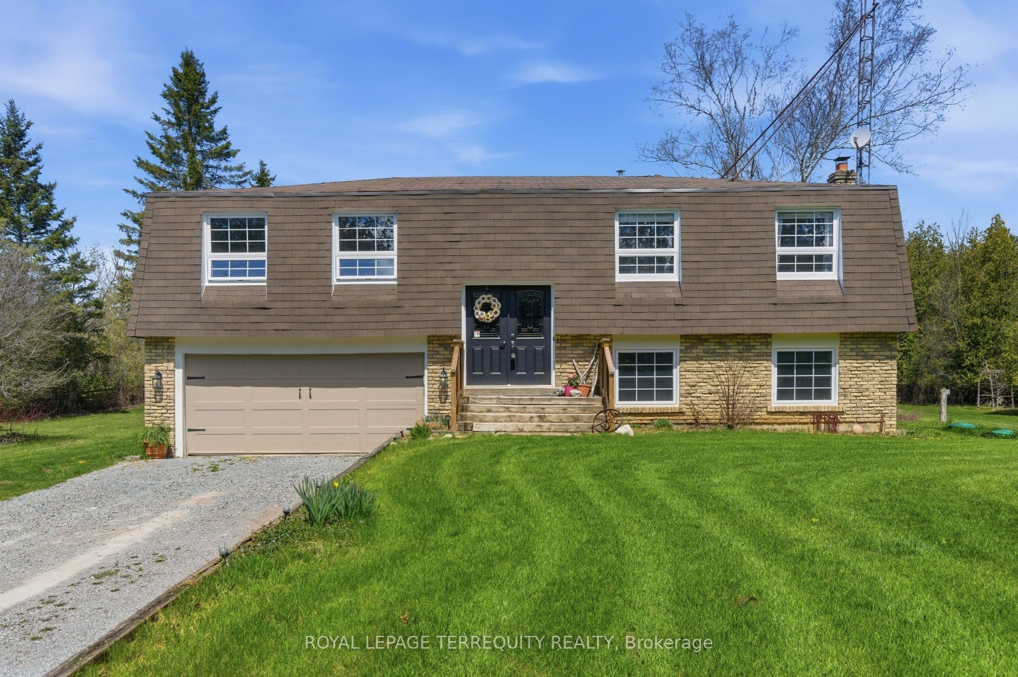 119 Farmstead Road photo 1