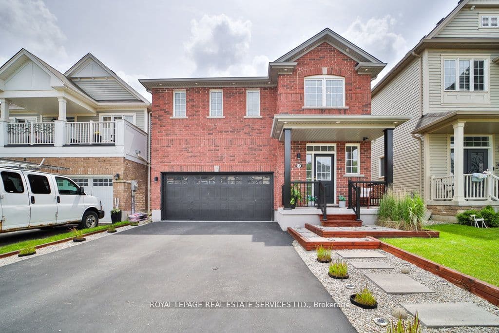 15 Mcallistar Drive photo 1