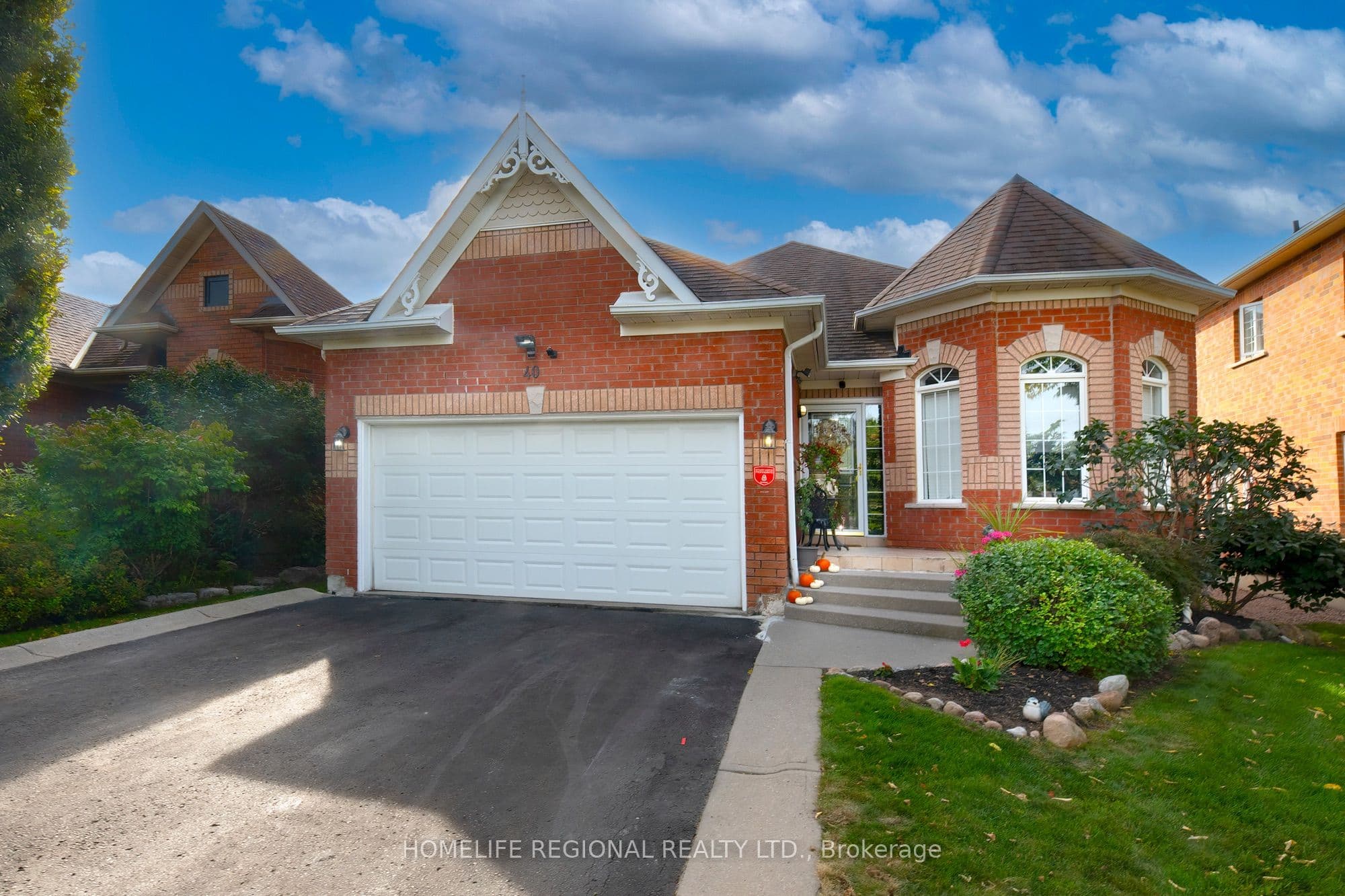 40 Arnold Crescent photo 1