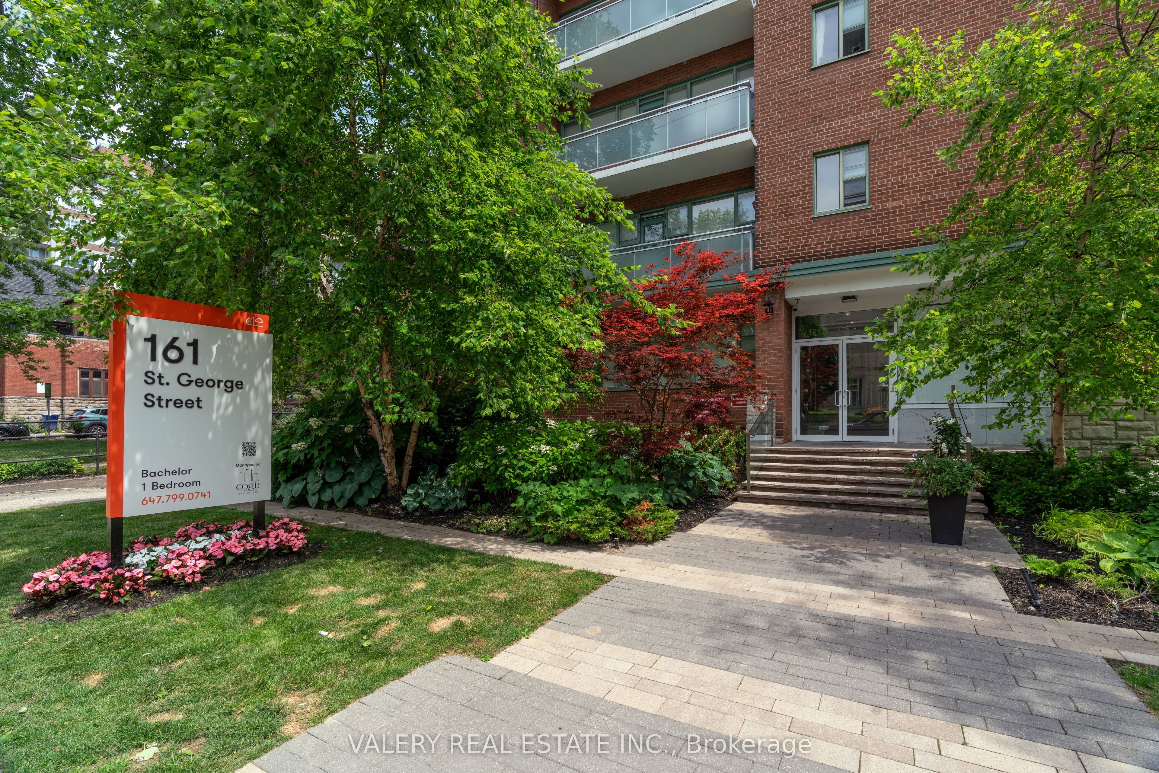 Unit 608 161 St. George Street photo 1
