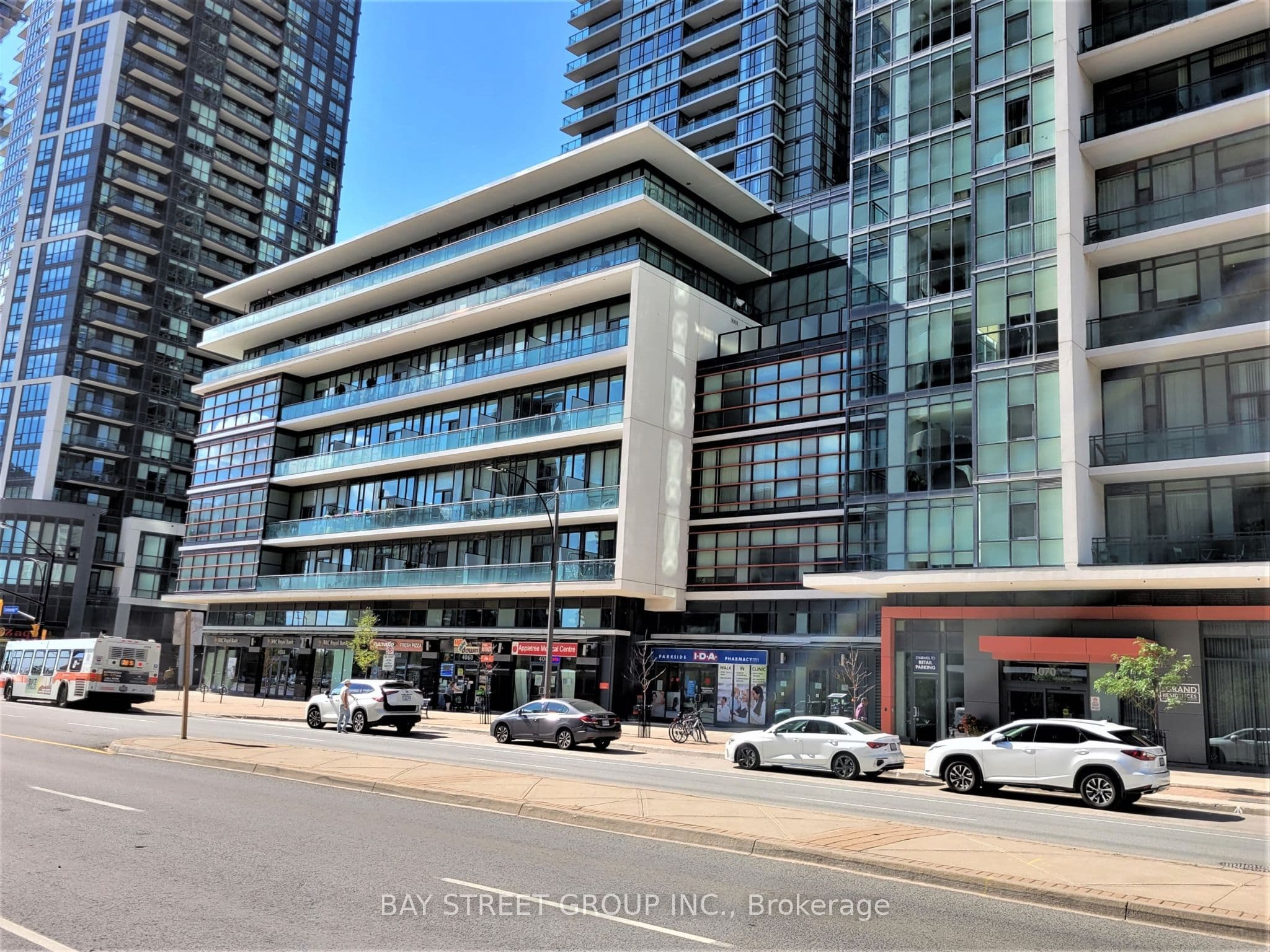 Unit 2808 4070 confederation Parkway photo 1