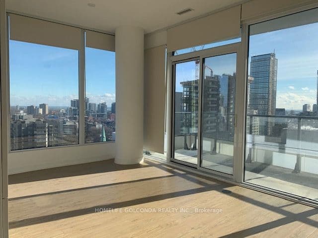 Unit 2216 85 Wood Street photo 1
