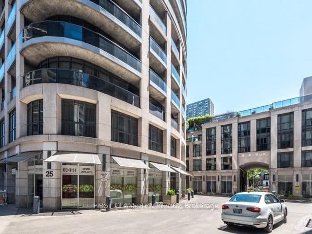 25 Carlton Street photo 1
