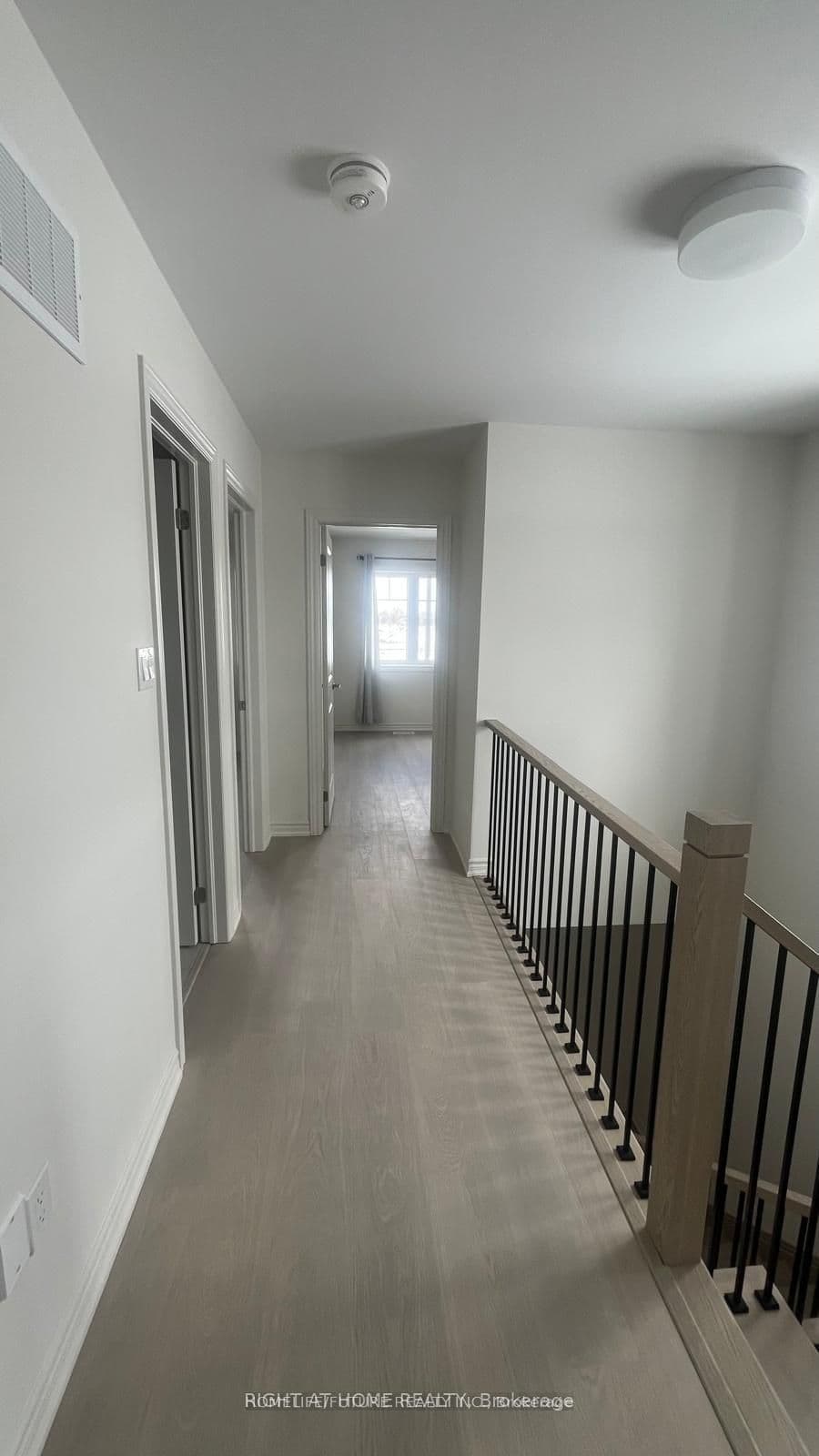 50 Sanderson Drive photo 1