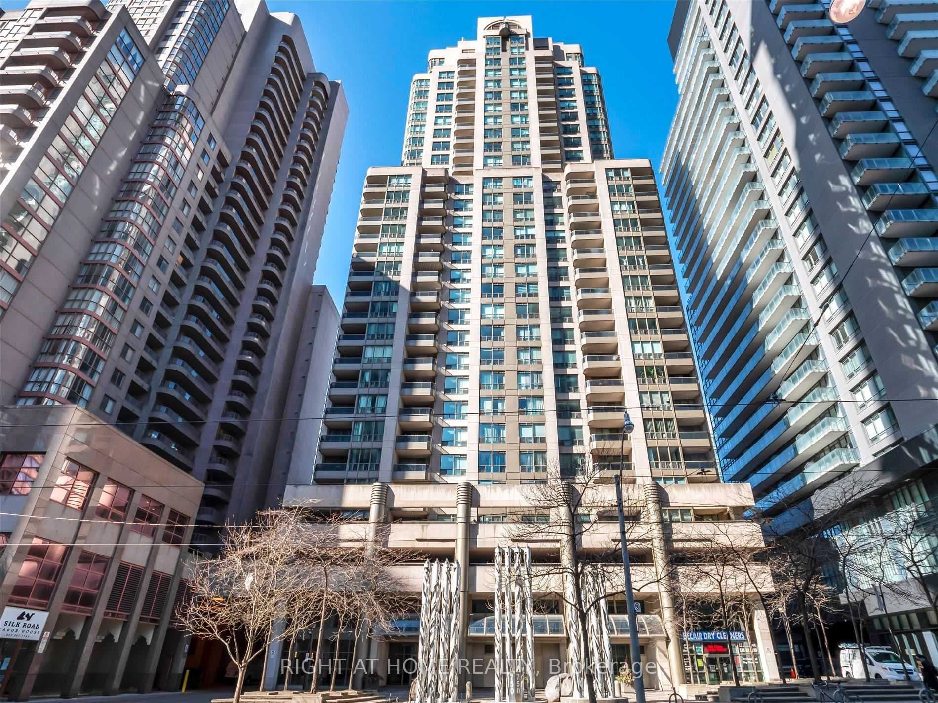 Unit 2306 750 Bay Street photo 1