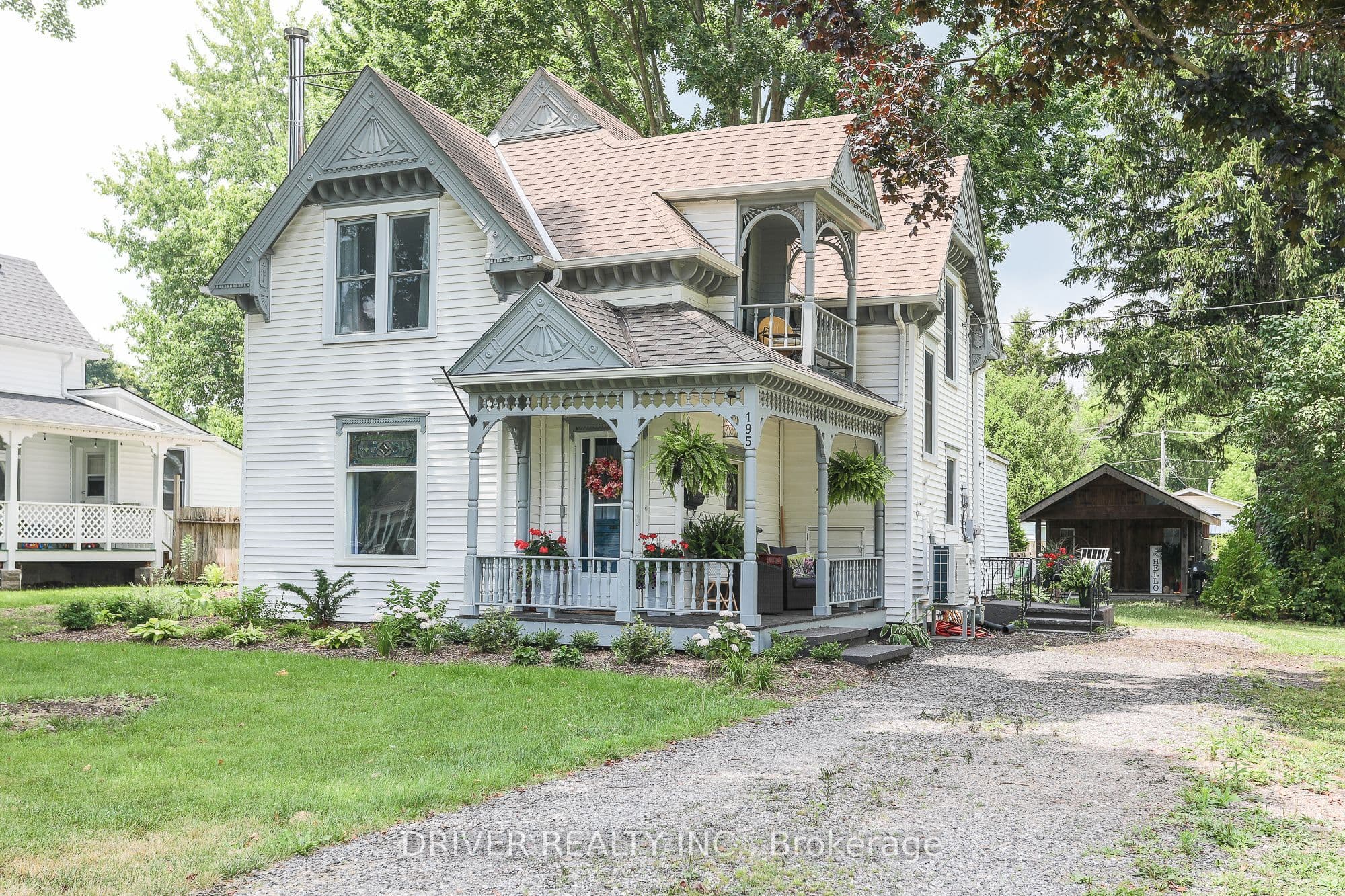 195 MAIN Street photo 1