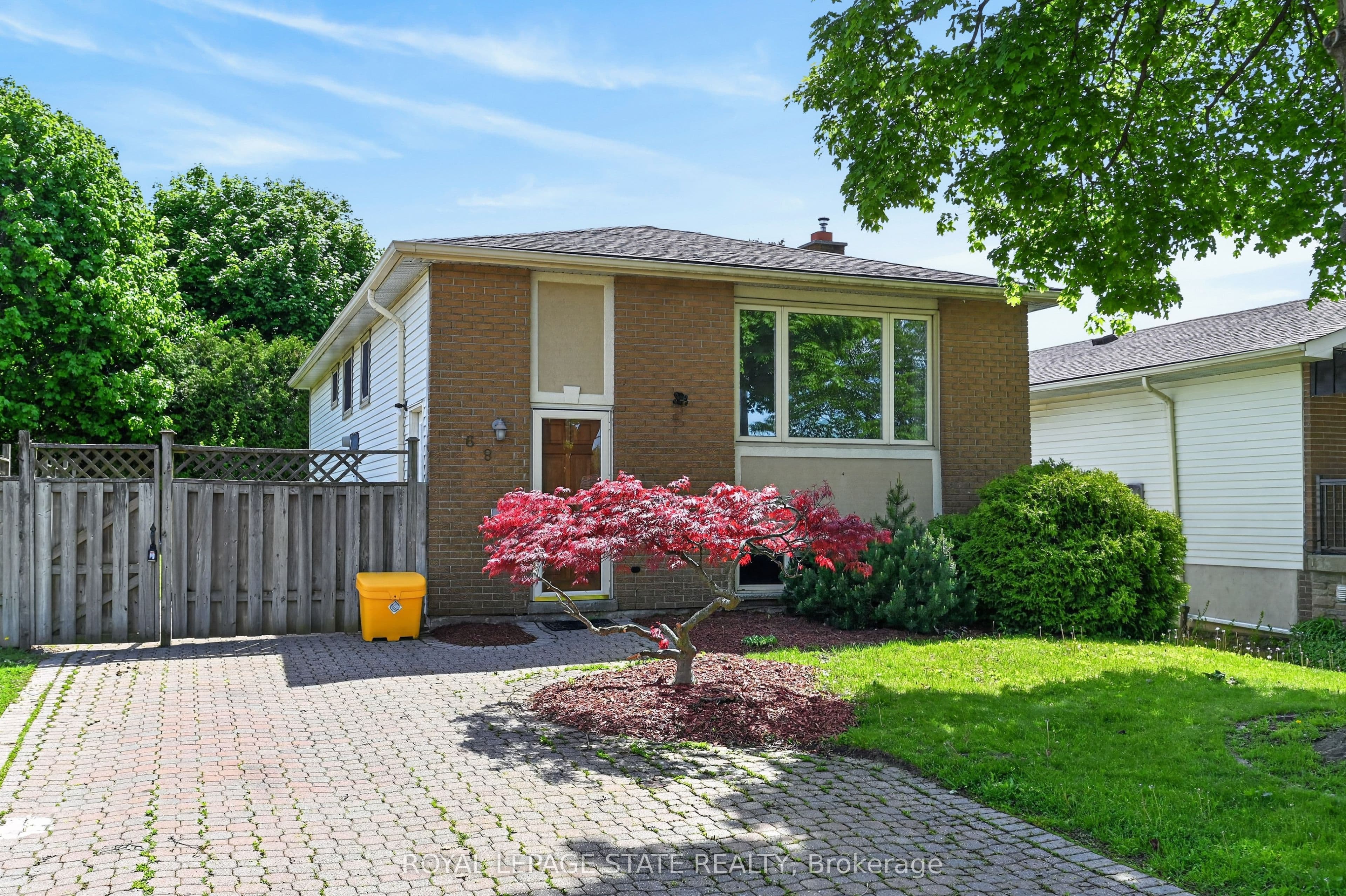 68 Duncairn Crescent photo 1