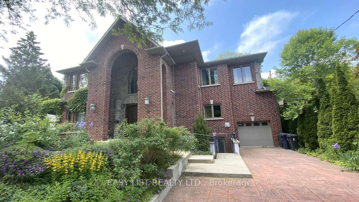 98 Burbank Drive photo 1