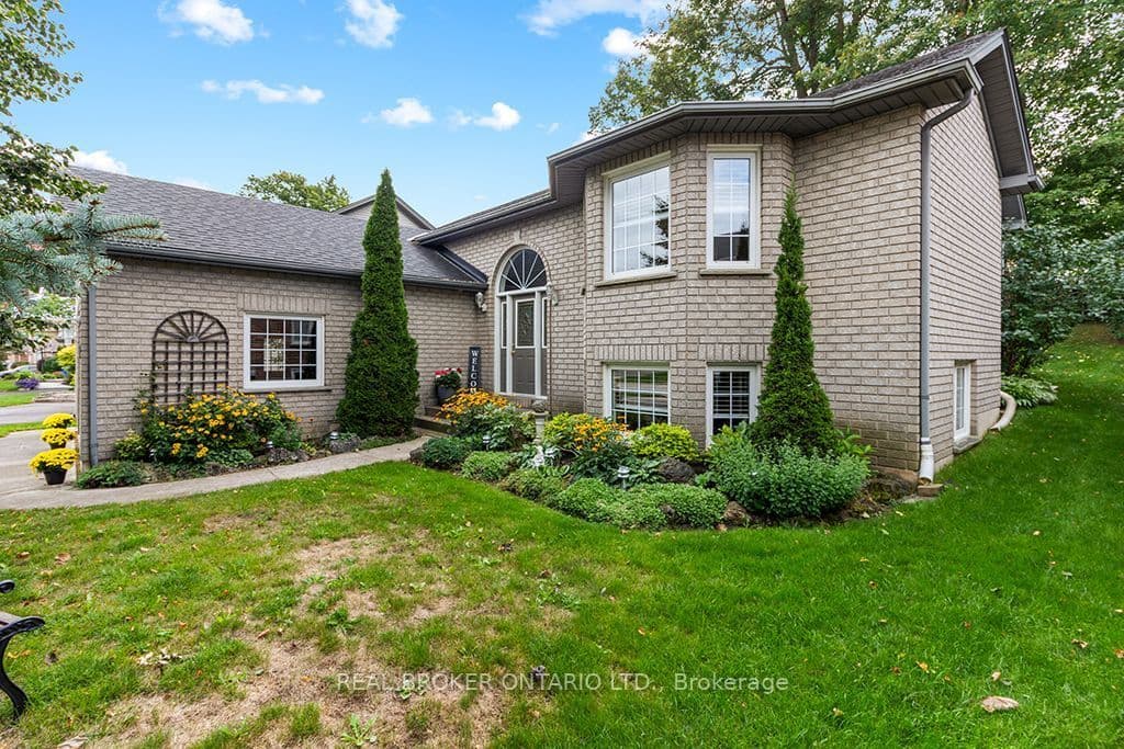 411 Olde Village Lane photo 1