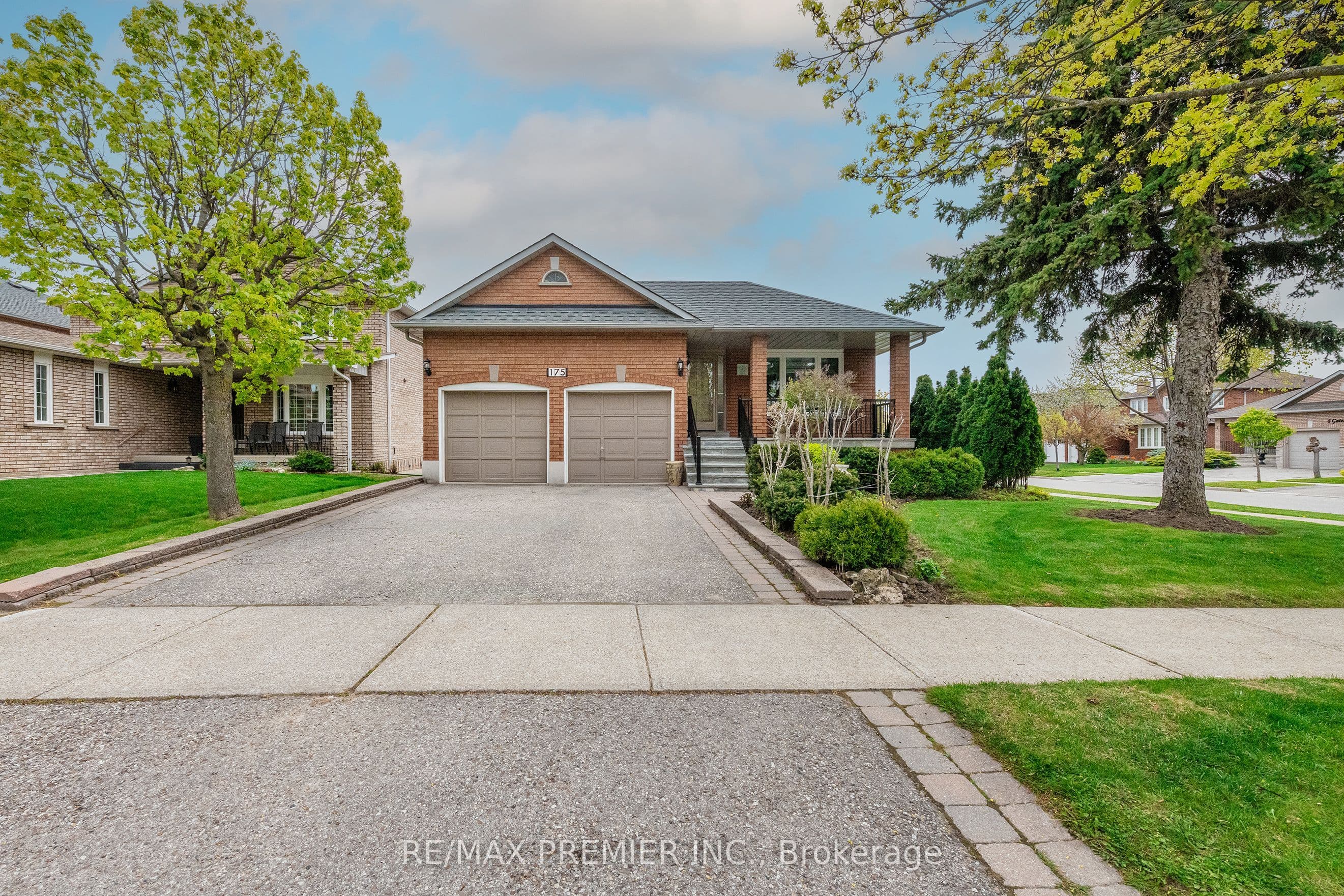175 Medallion Boulevard photo 1
