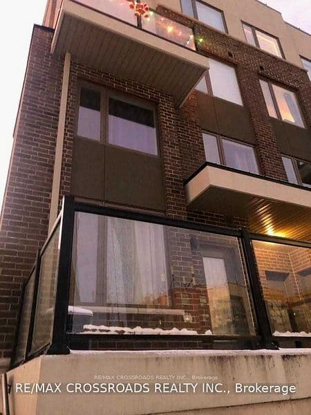 Unit 311 1460 Whites Road photo 1