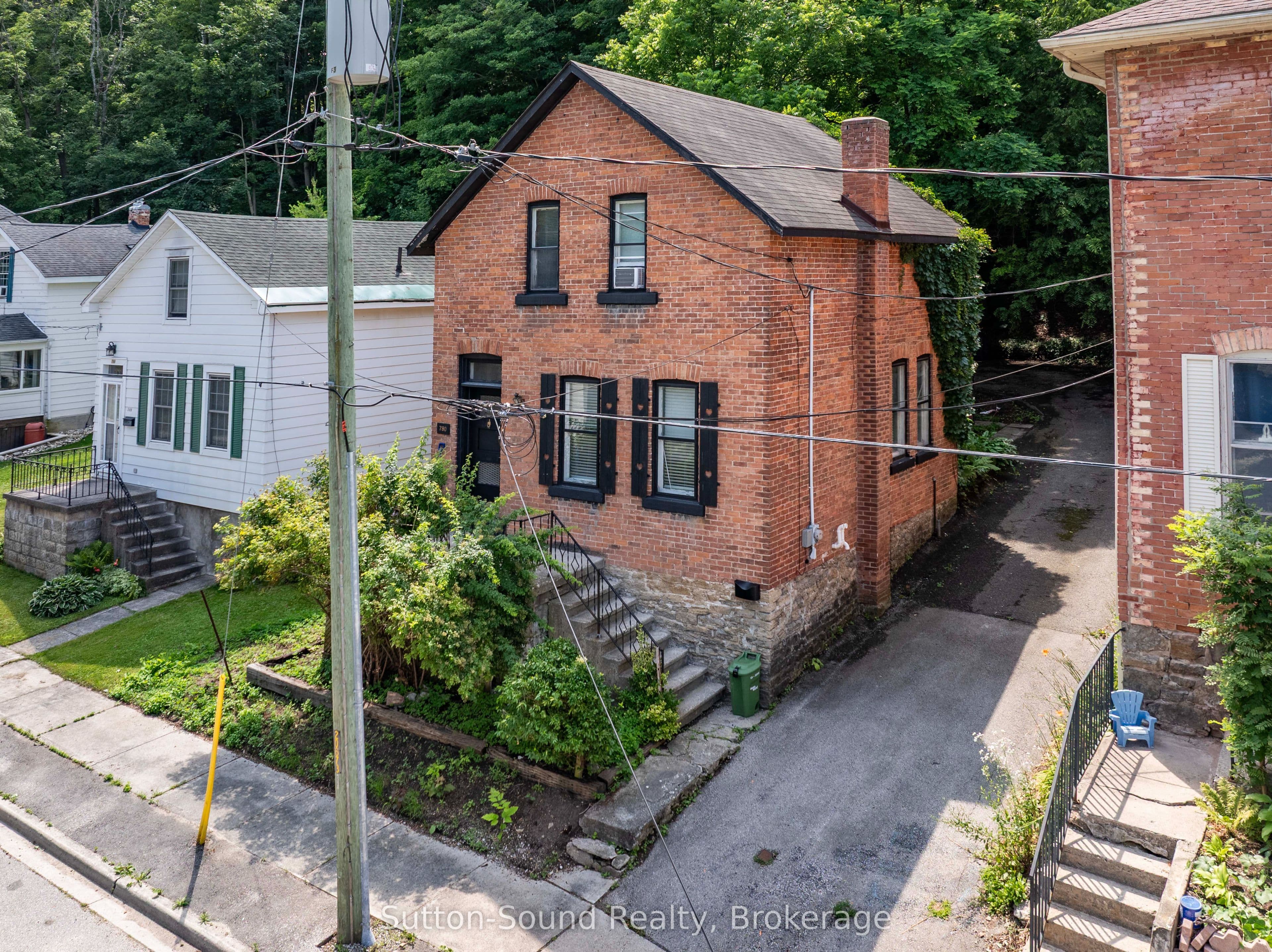790 3rd Ave A Avenue photo 1