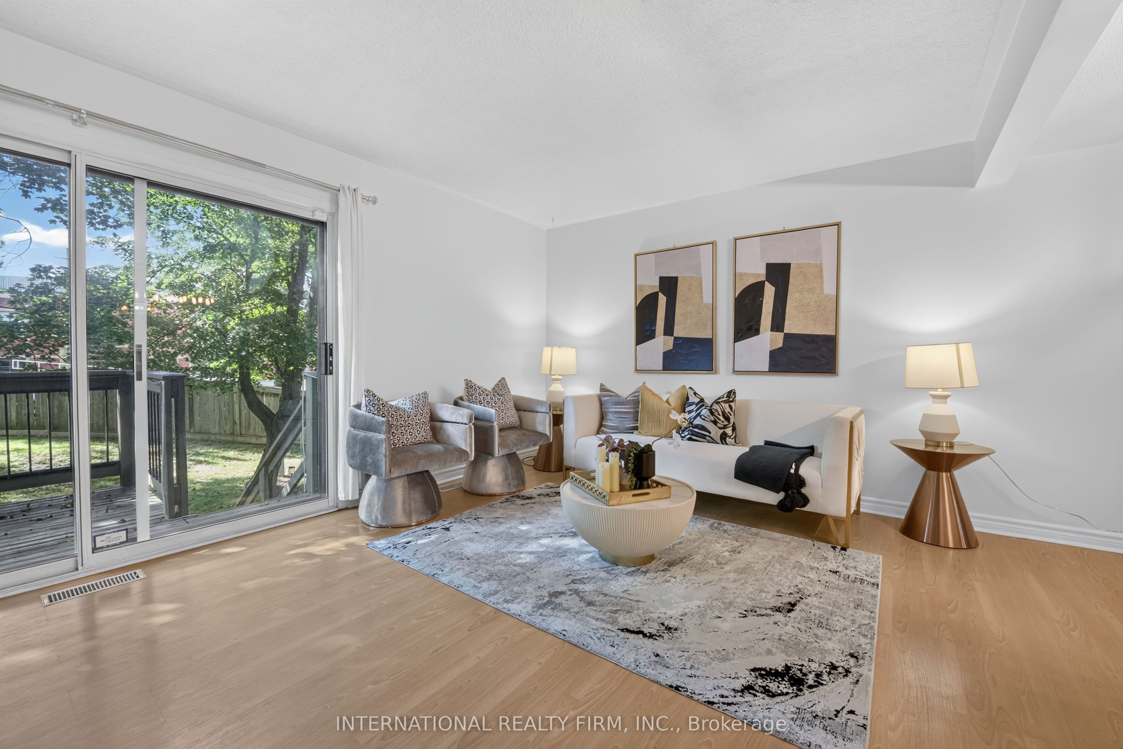 Unit 15 6855 Glen Erin Drive photo 1