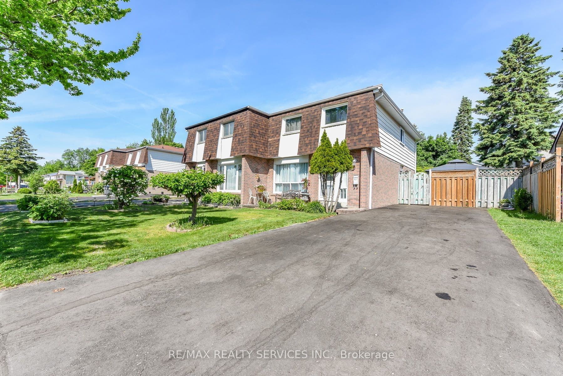 2569 Lundene Road photo 1