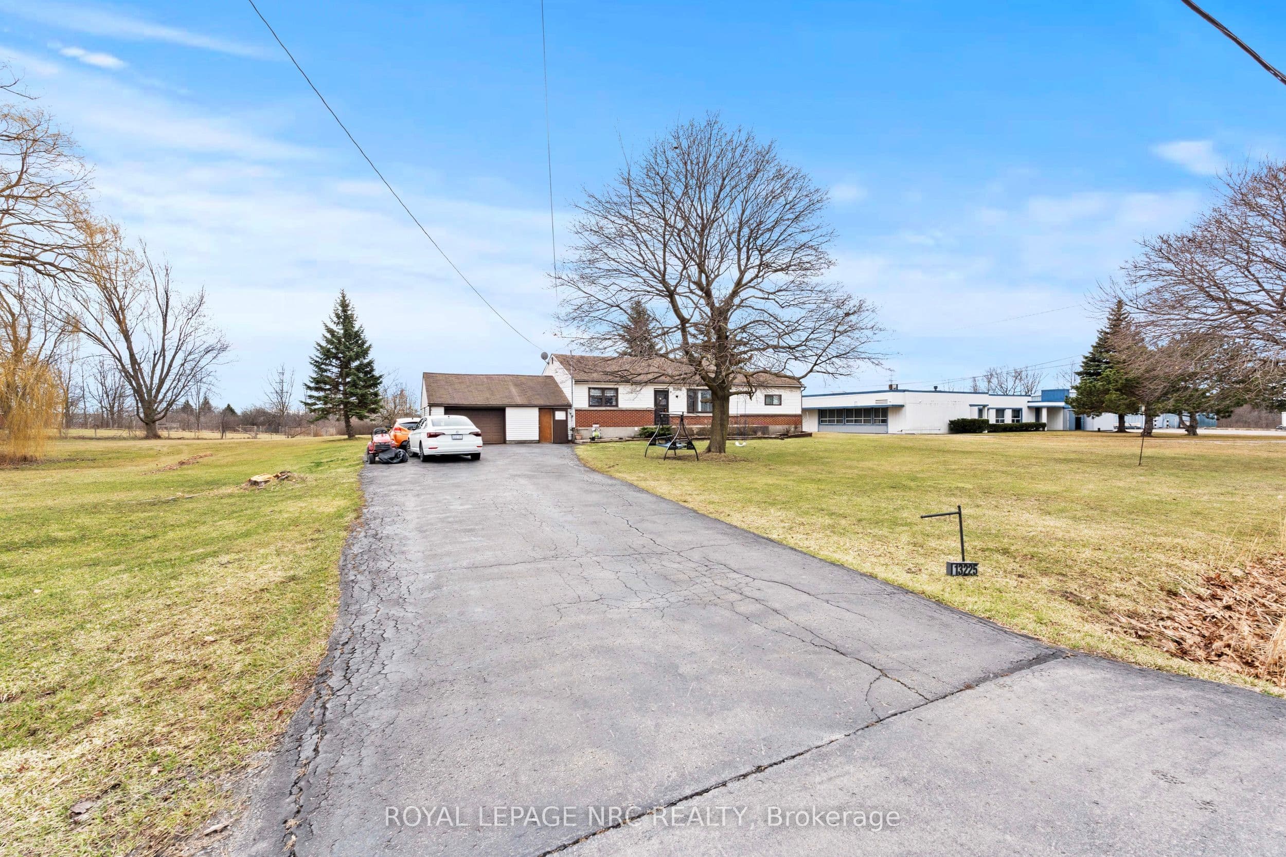 13225 Lundy's Lane photo 1