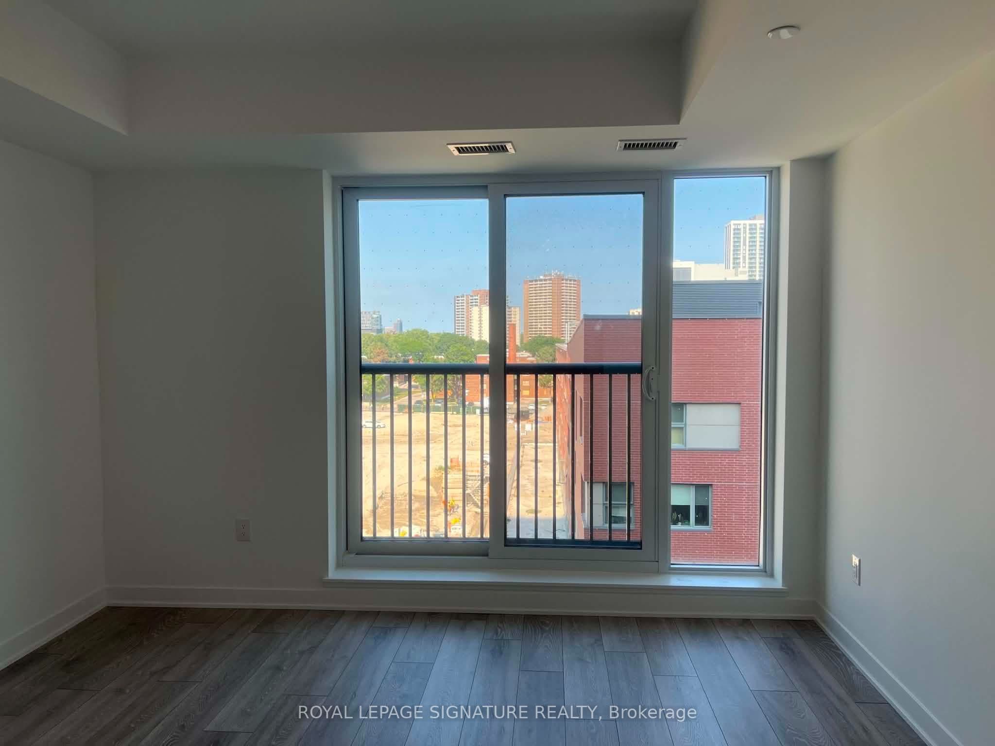 Unit 409 10 Oak Street photo 1