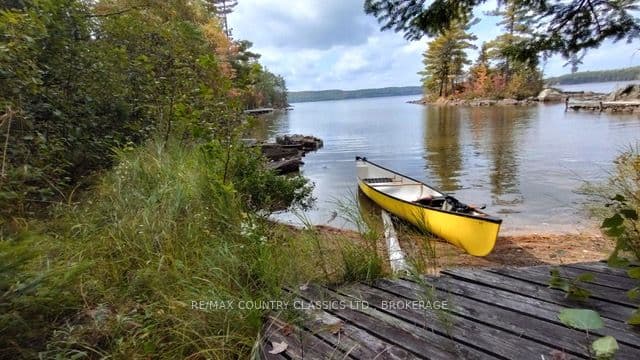 860 Mazinaw Lake N/A photo 1