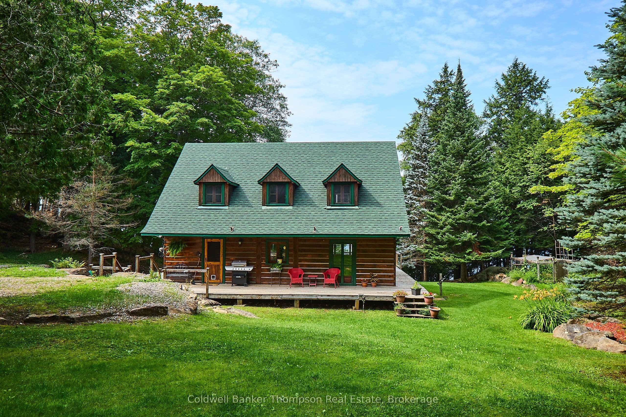 1028 Clarks Drive photo 1